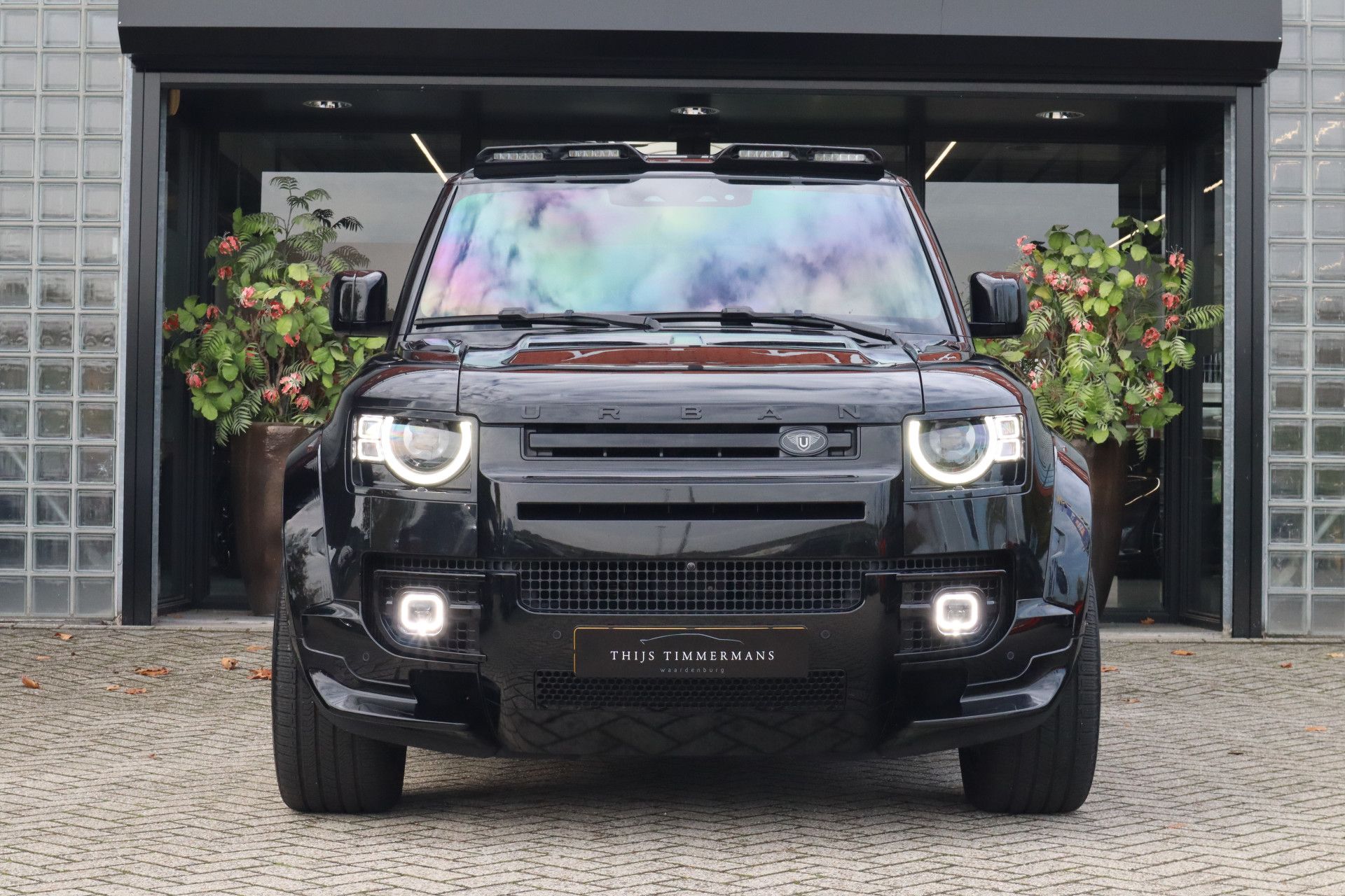 Afbeelding Land Rover Defender 110 5.0 P525 110 V8 URBAN, Milltek, Pano, Stoel/StuurVerwarming