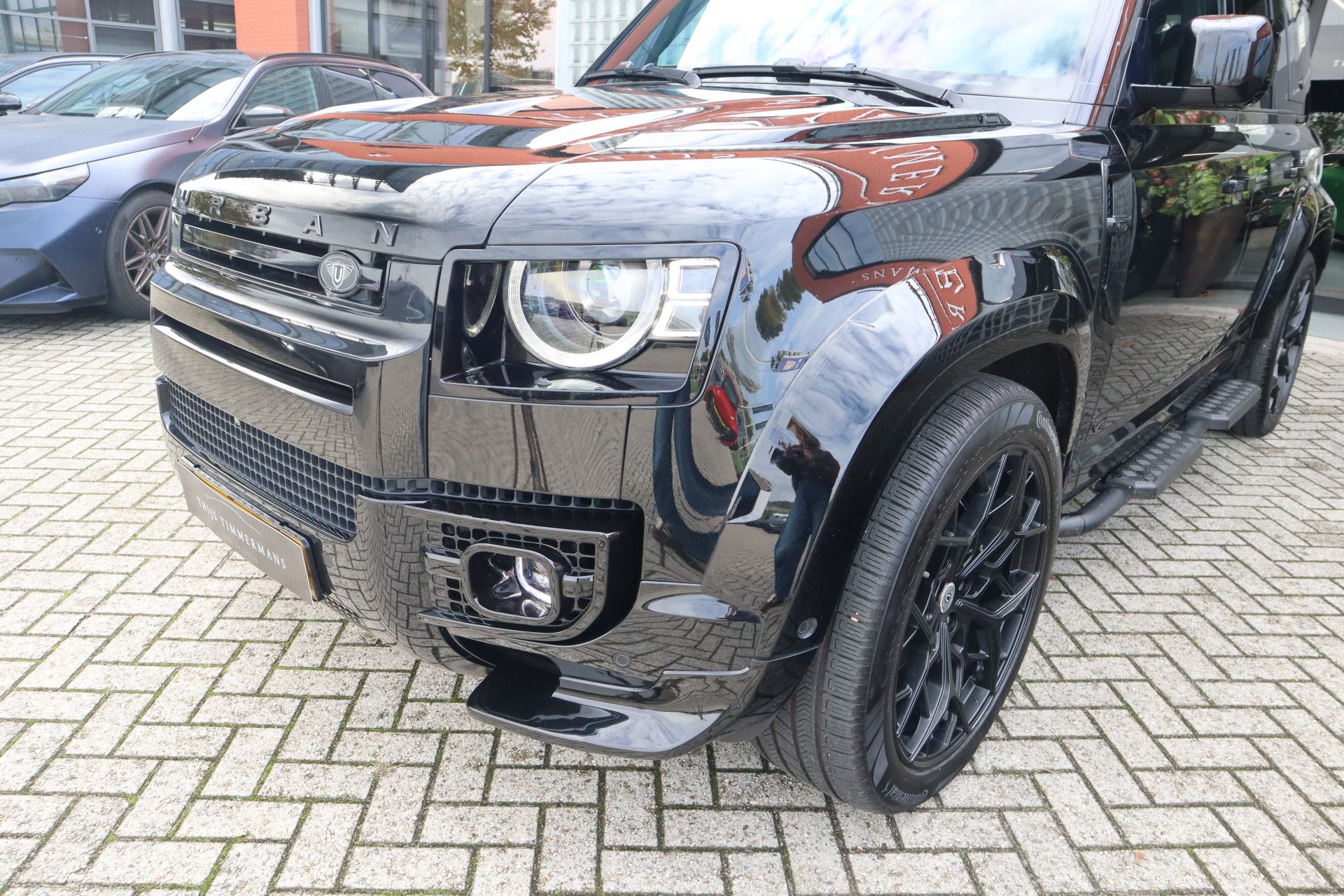 Afbeelding Land Rover Defender 110 5.0 P525 110 V8 URBAN, Milltek, Pano, Stoel/StuurVerwarming