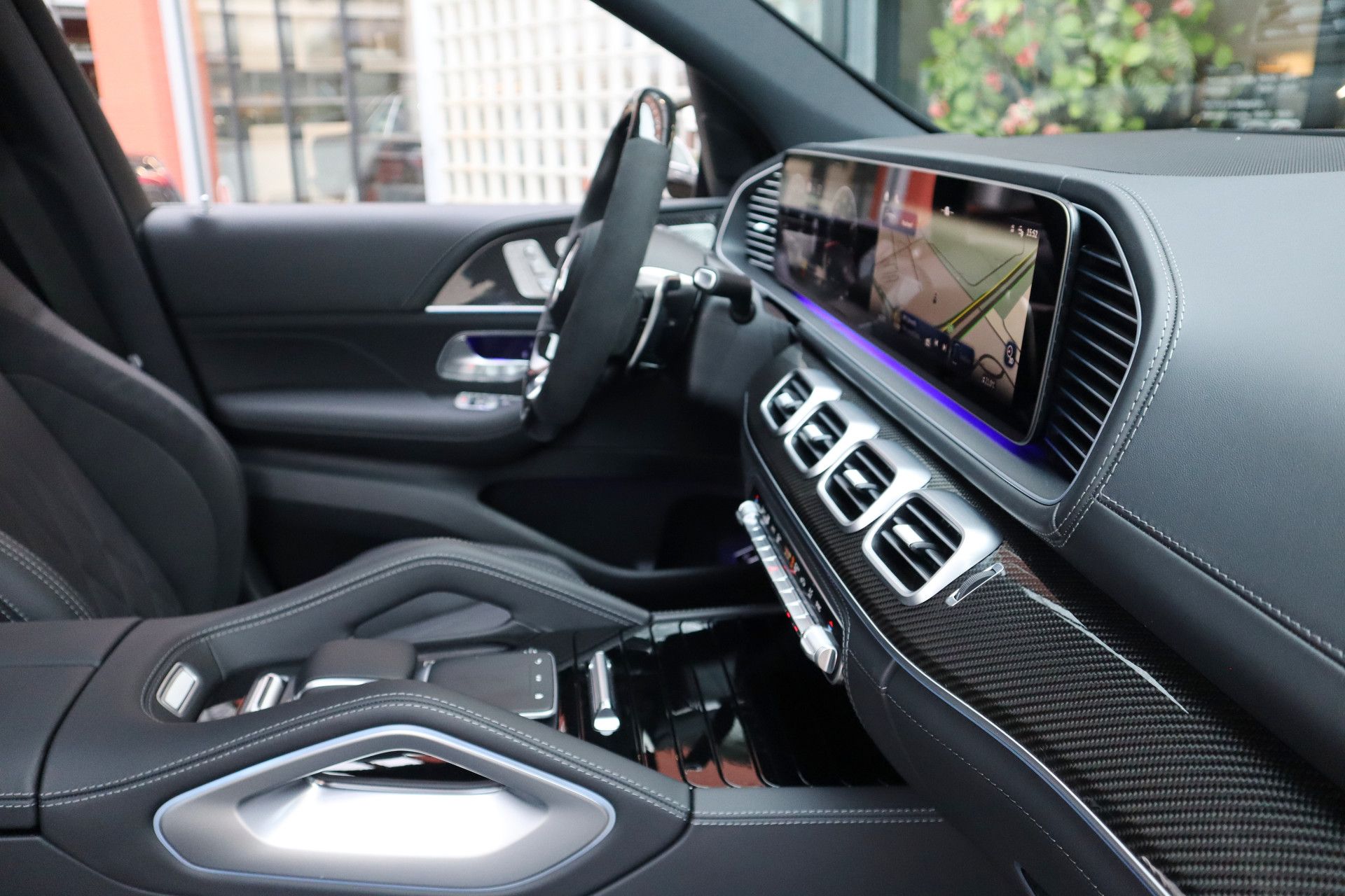 Afbeelding Mercedes-AMG GLE  63 S 4MATIC+ | Keramisch, Carbon int., Massage, Leder Exclusief, Rij-ass. pakket, Zitklima, Panoramadak, Driver's Package, Trekhaak