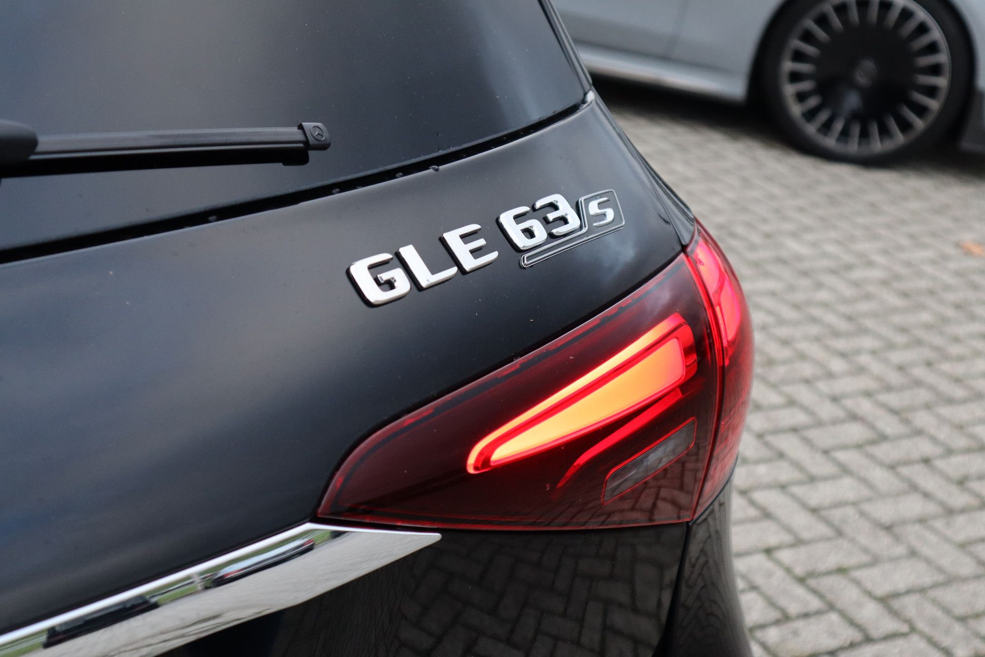 Afbeelding Mercedes-AMG GLE  63 S 4MATIC+ | Keramisch, Carbon int., Massage, Leder Exclusief, Rij-ass. pakket, Zitklima, Panoramadak, Driver's Package, Trekhaak