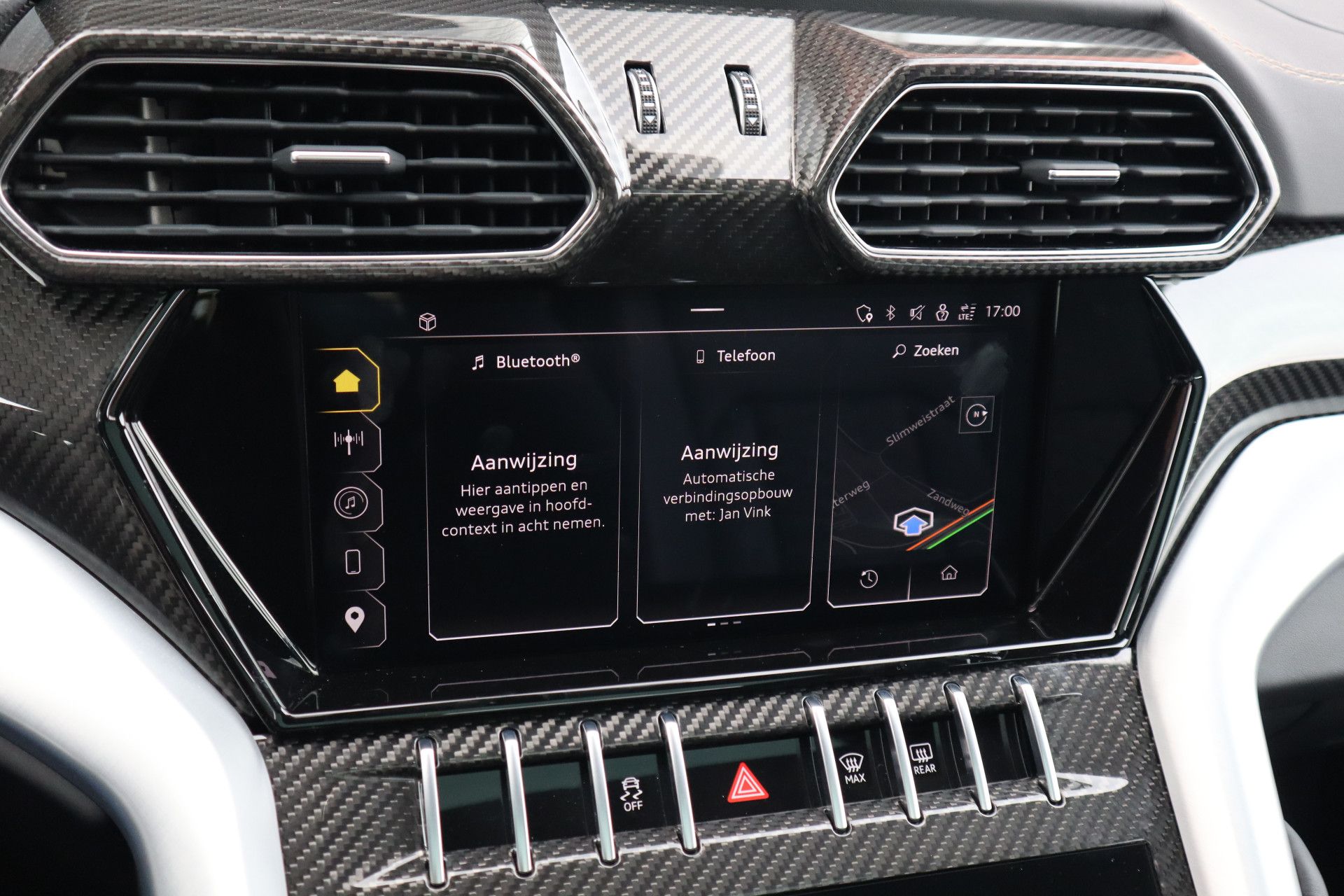 Afbeelding Lamborghini Urus S | Akrapovic, Keramisch, Bang&Olufsen, Massage, Carbon in/exterieur, Panoramadak