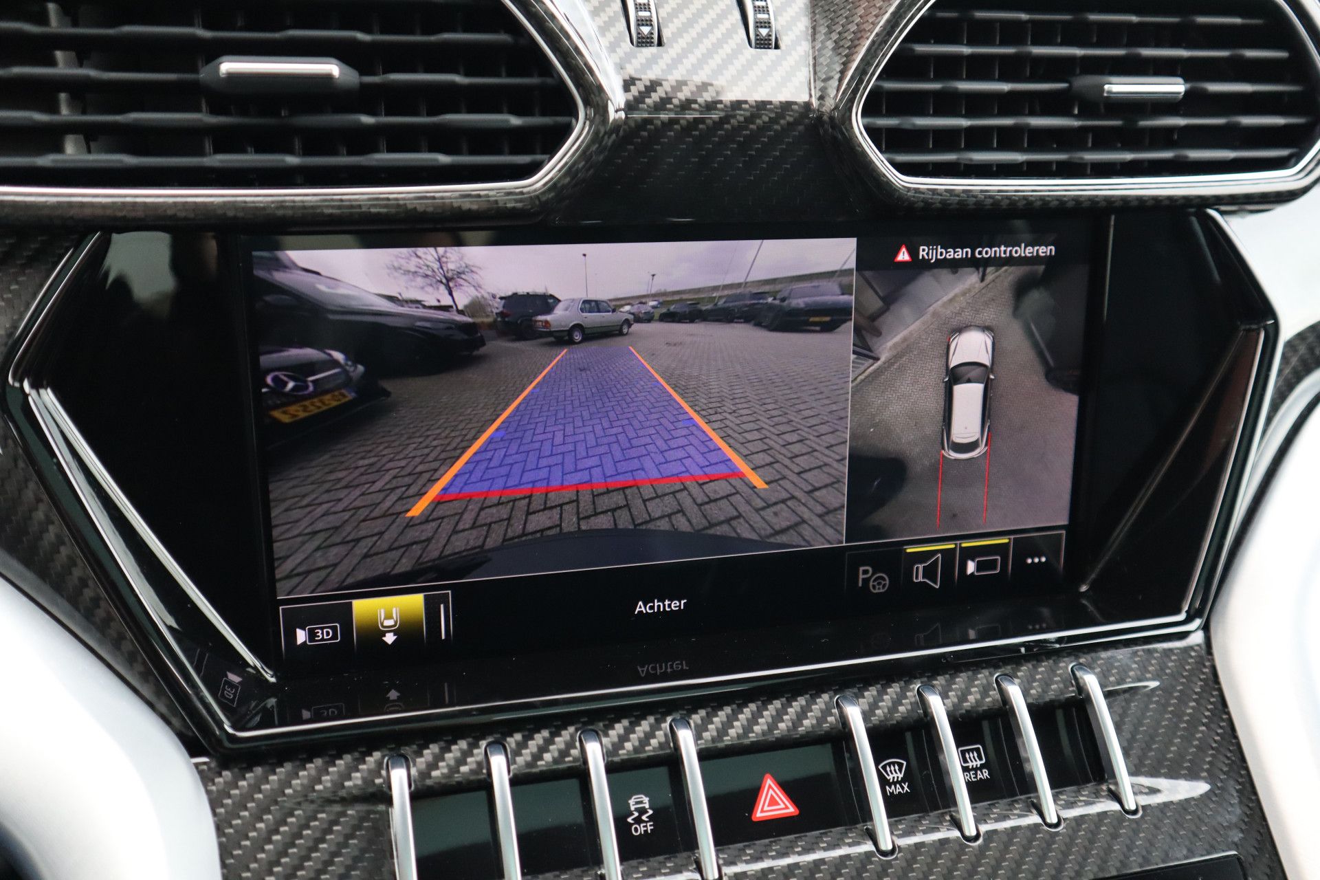 Afbeelding Lamborghini Urus S | Akrapovic, Keramisch, Bang&Olufsen, Massage, Carbon in/exterieur, Panoramadak