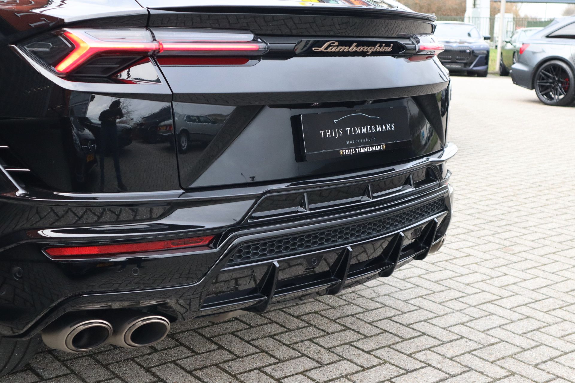 Afbeelding Lamborghini Urus S | Akrapovic, Keramisch, Bang&Olufsen, Massage, Carbon in/exterieur, Panoramadak