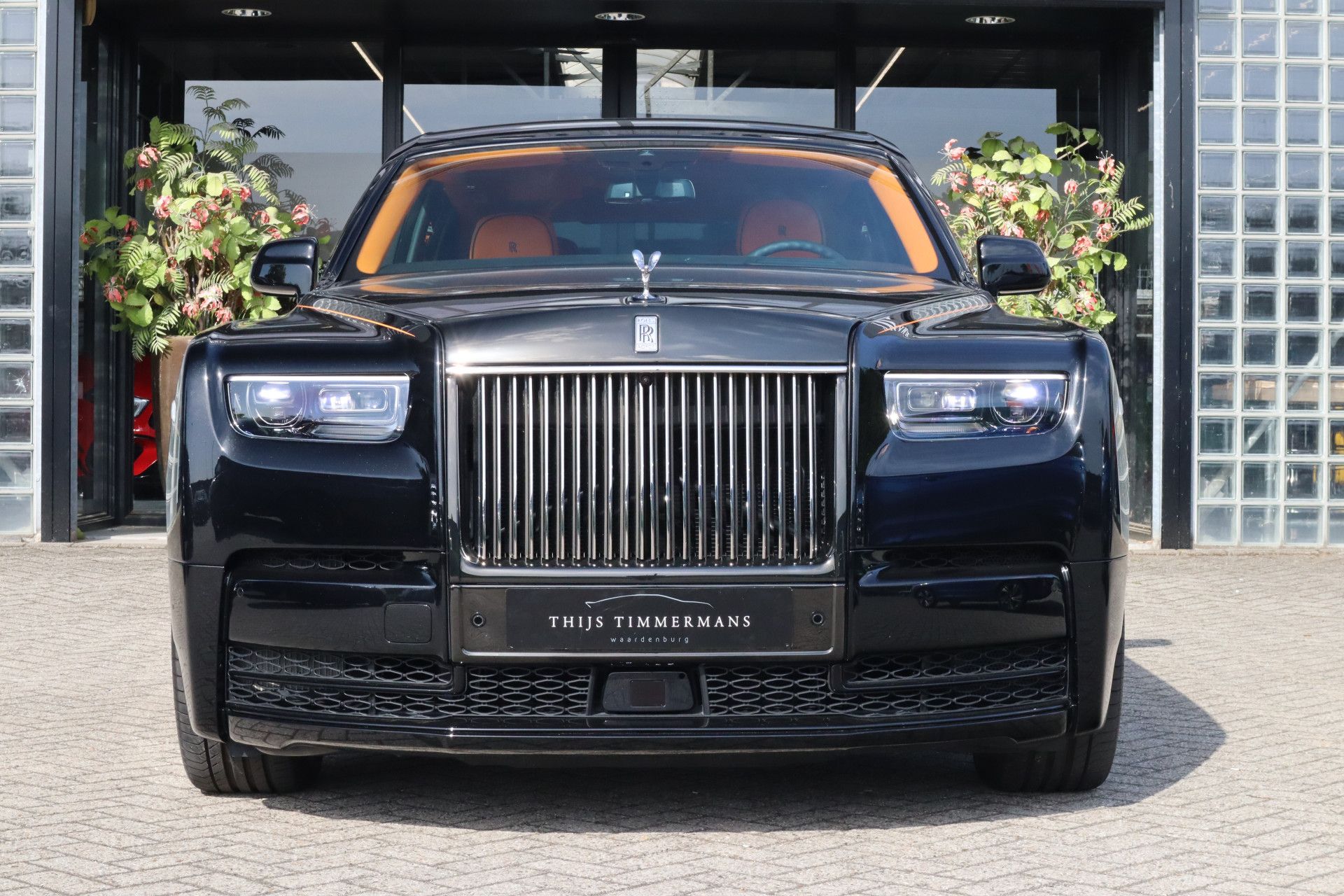 Afbeelding Rolls-Royce Phantom Series II | Starlight, Bespoke Audio, Massage, Entertainment