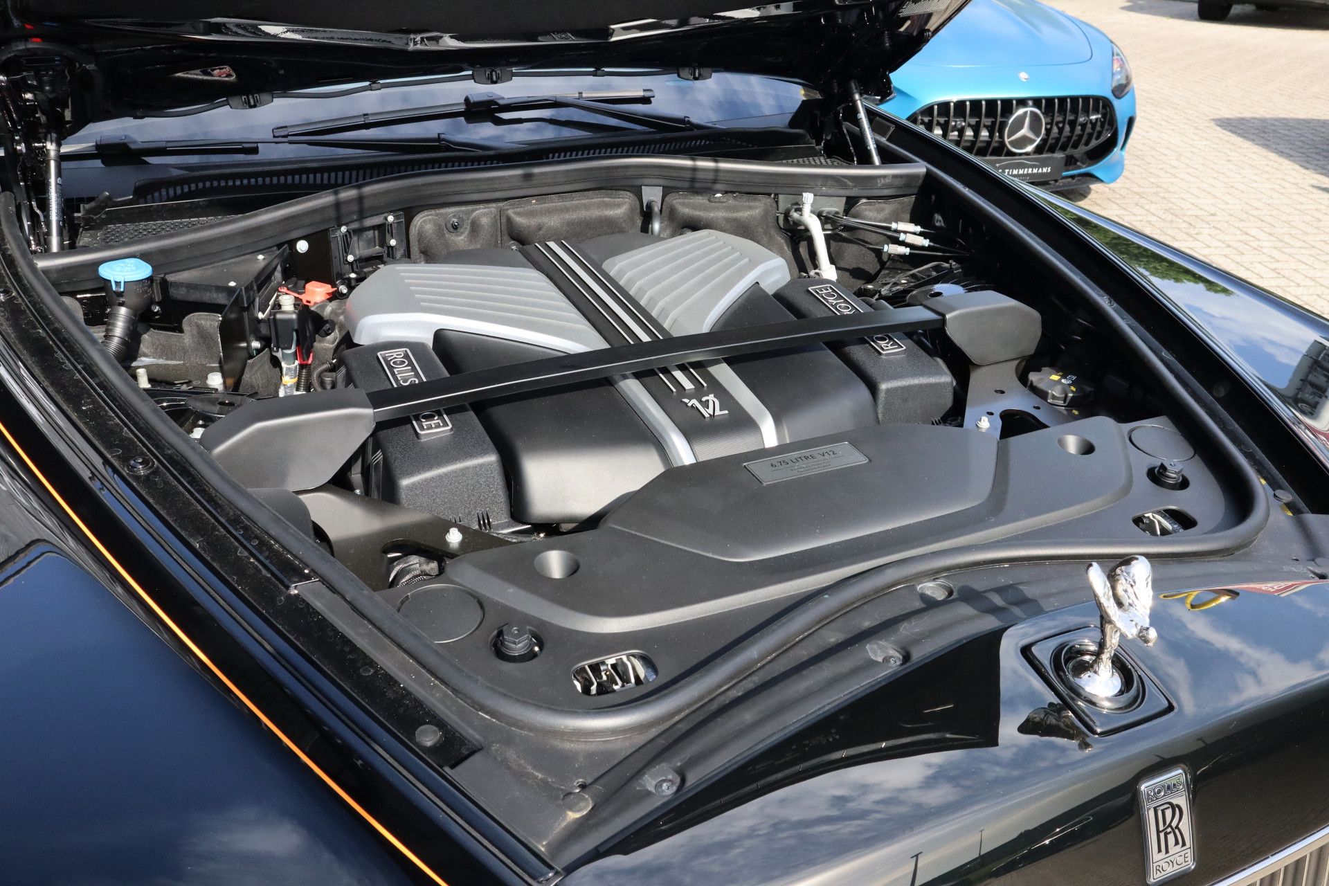 Afbeelding Rolls-Royce Phantom Series II | Starlight, Bespoke Audio, Massage, Entertainment