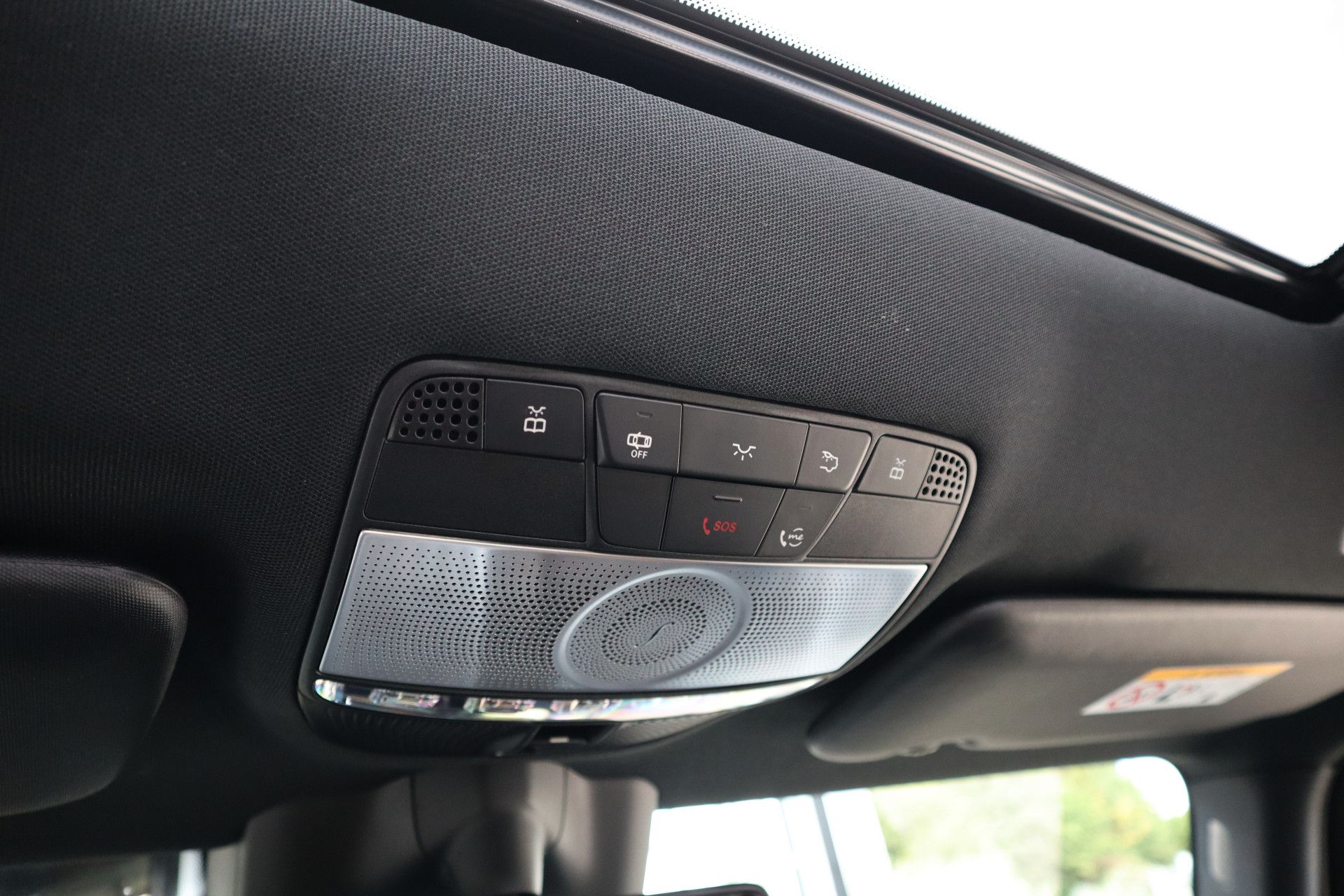 Afbeelding Mercedes-Benz G-Klasse 500 | AMG-Line, Massage, Rij-assistentie pakket, Burmester, Trekhaak, Zitklima, TV