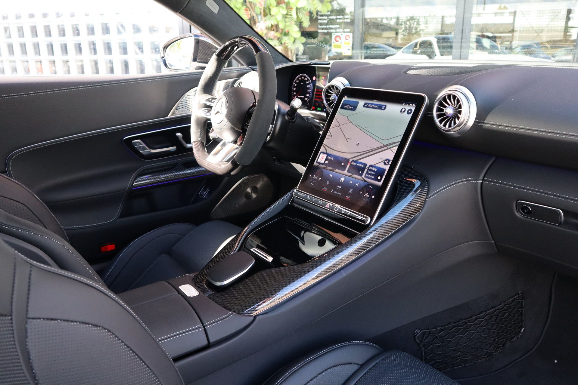 Afbeelding Mercedes-AMG AMG GT 63 S E Performance | Keramisch, Carbon in/ex, Aerodynamica-pakket, Dynamic Plus pakket, 21 inch, Achterasbesturing, Performance-stoelen, Rij-ass. Plus pakket, Burmester High End, Panoramadak