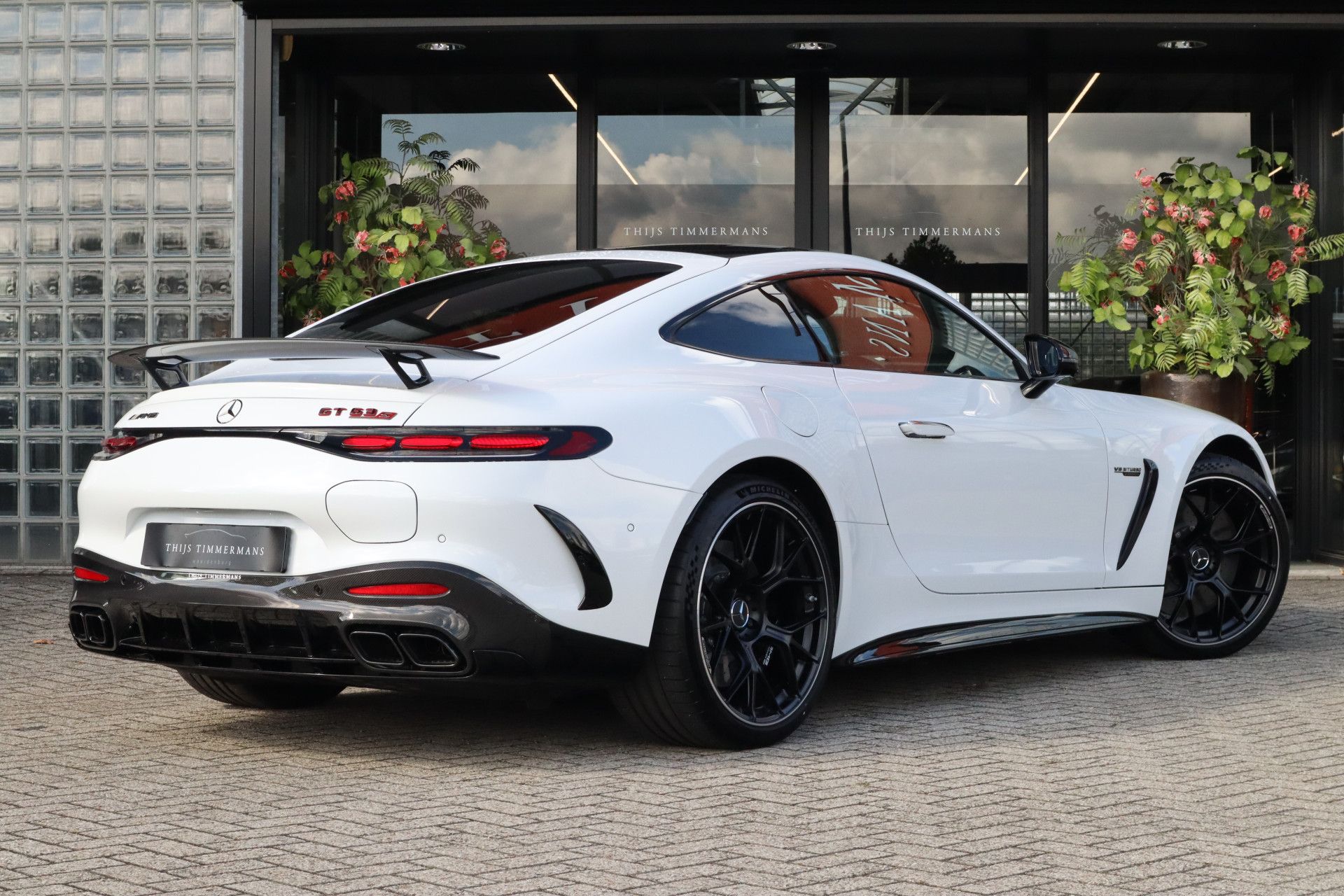 Afbeelding Mercedes-AMG AMG GT 63 S E Performance | Keramisch, Carbon in/ex, Aerodynamica-pakket, Dynamic Plus pakket, 21 inch, Achterasbesturing, Performance-stoelen, Rij-ass. Plus pakket, Burmester High End, Panoramadak