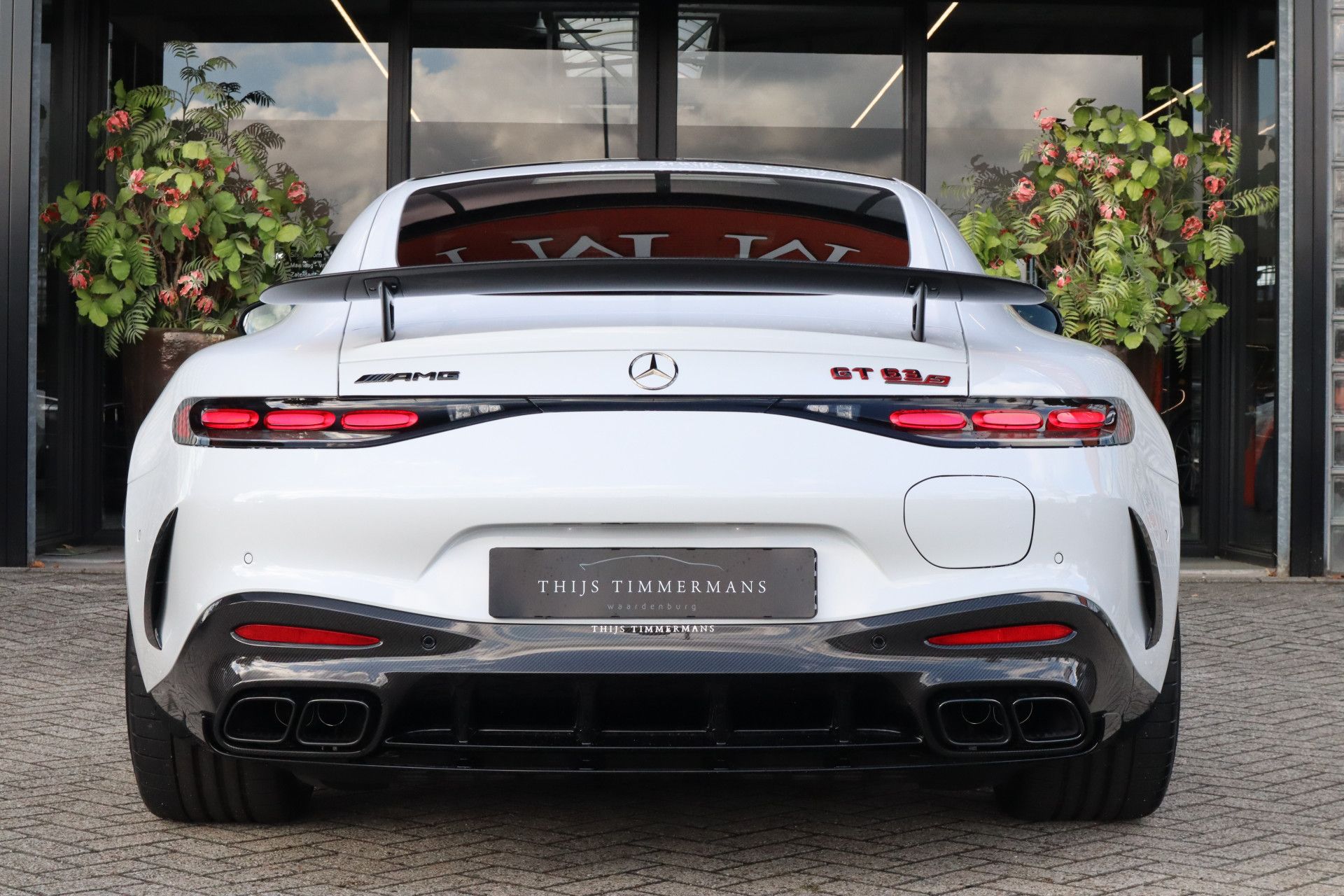 Afbeelding Mercedes-AMG AMG GT 63 S E Performance | Keramisch, Carbon in/ex, Aerodynamica-pakket, Dynamic Plus pakket, 21 inch, Achterasbesturing, Performance-stoelen, Rij-ass. Plus pakket, Burmester High End, Panoramadak