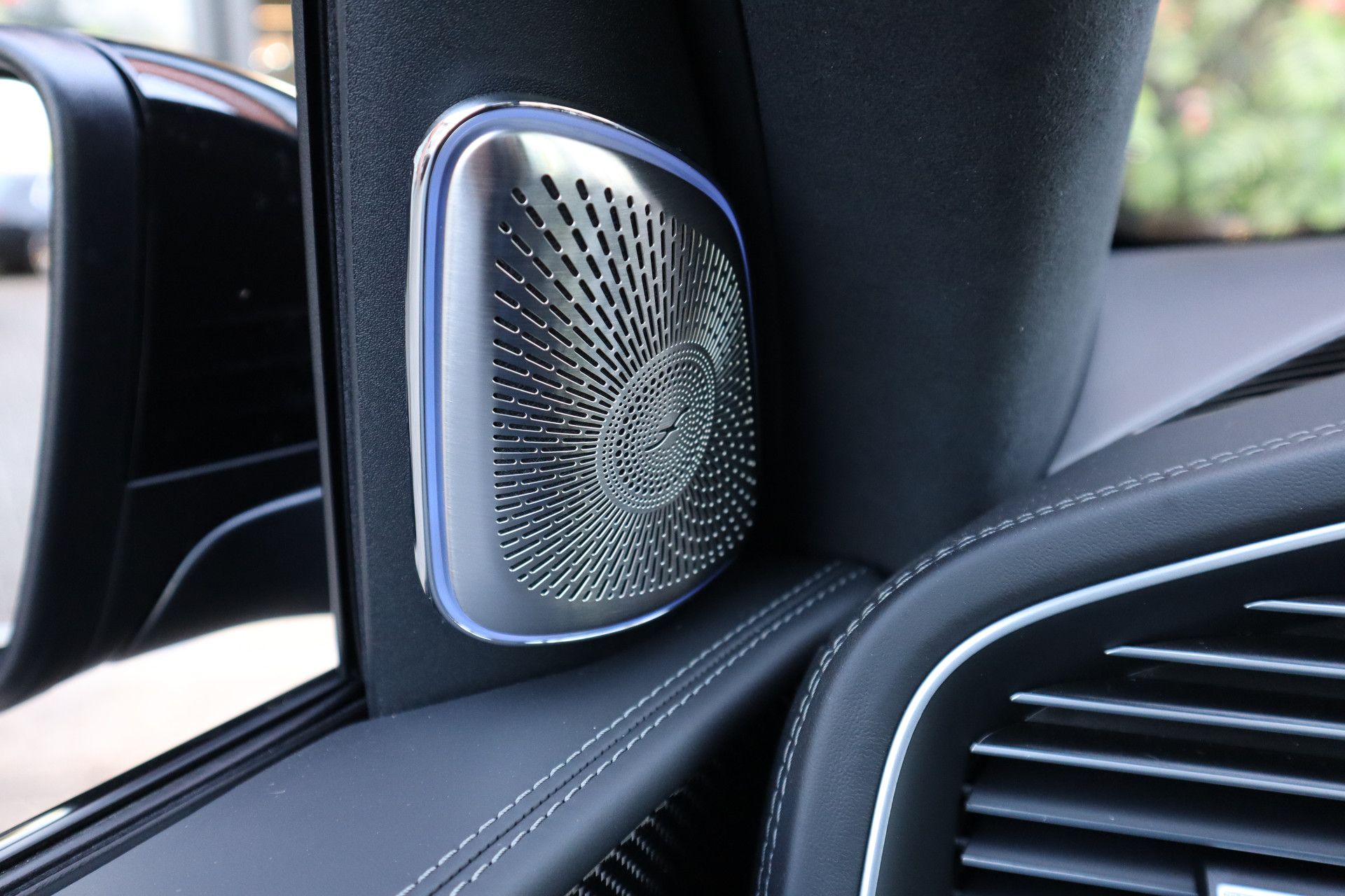 Afbeelding Mercedes-AMG GLS 63  4MATIC+ | Manufaktur Siliziumgrijs, Manufaktur interieur, Keramisch, Carbon interieur, Burmester High End 3D, Entertainment, Massagestoelen, Rij-ass. Plus pakket, Standkachel, Driver's Package
