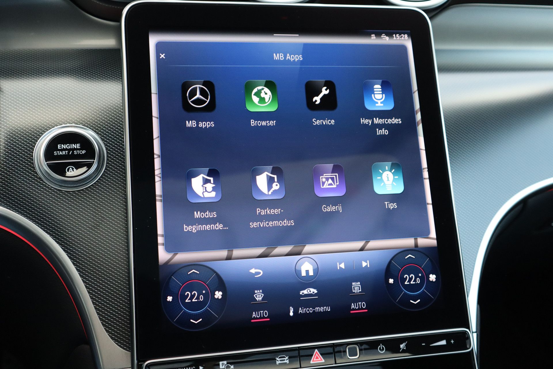 Afbeelding Mercedes-Benz GLC 200 4MATIC | AMG-Line, Luchtvering, Achterasbest., Rij-ass. pakket, Burmester, Pano, Memory, Stoelverwarming, Digital Light