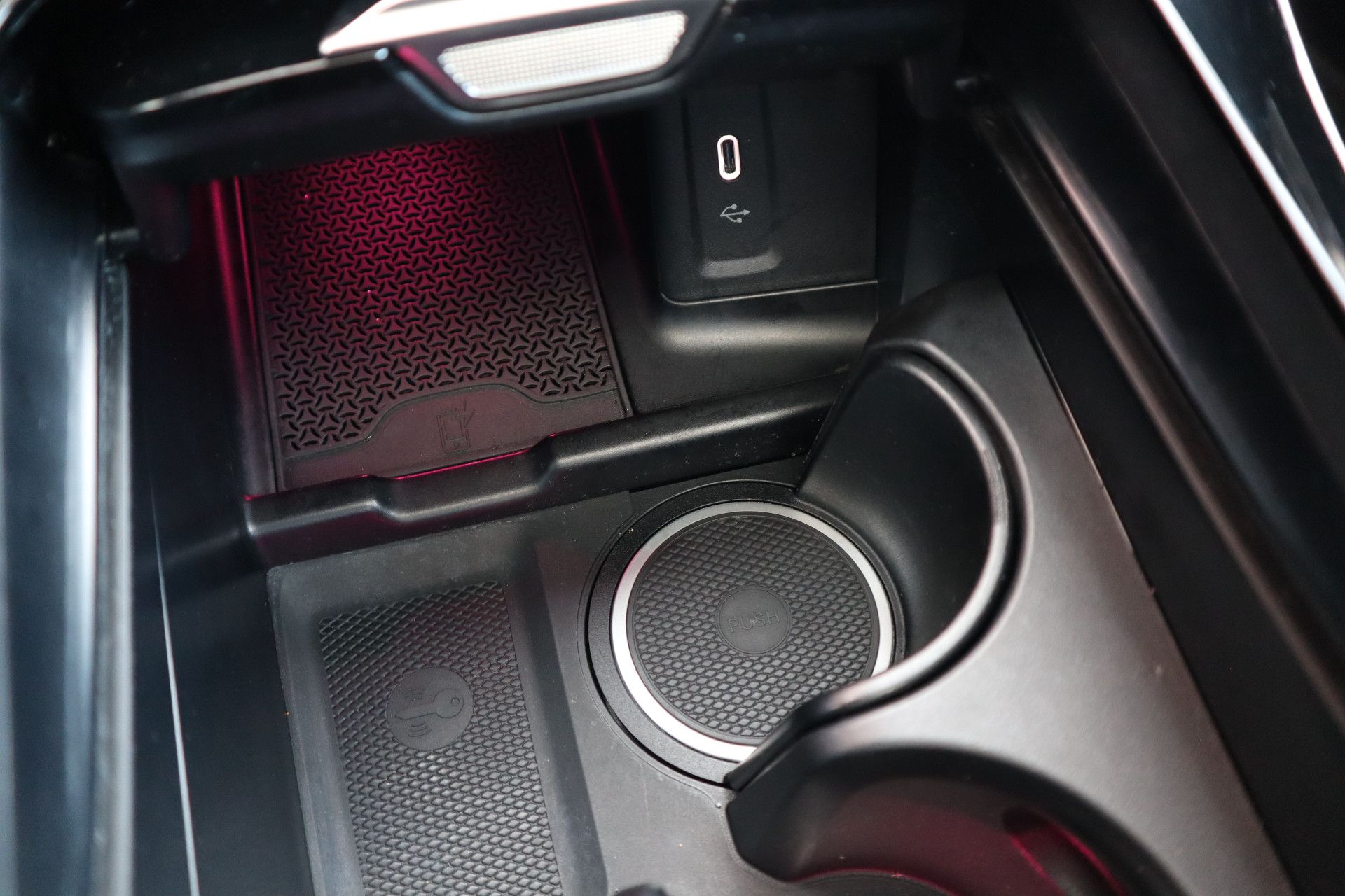 Afbeelding Mercedes-Benz GLC 200 4MATIC | AMG-Line, Luchtvering, Achterasbest., Rij-ass. pakket, Burmester, Pano, Memory, Stoelverwarming, Digital Light