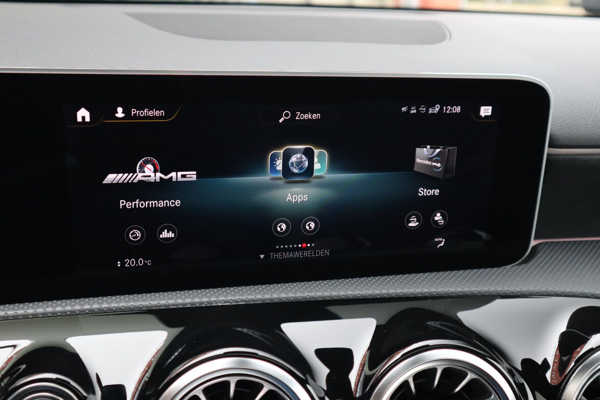 Afbeelding Mercedes-AMG A-Klasse 35  4MATIC | Night-pakket, Panoramadak, Stoelverwarming, Achteruitrijcamera, Spoorassistent