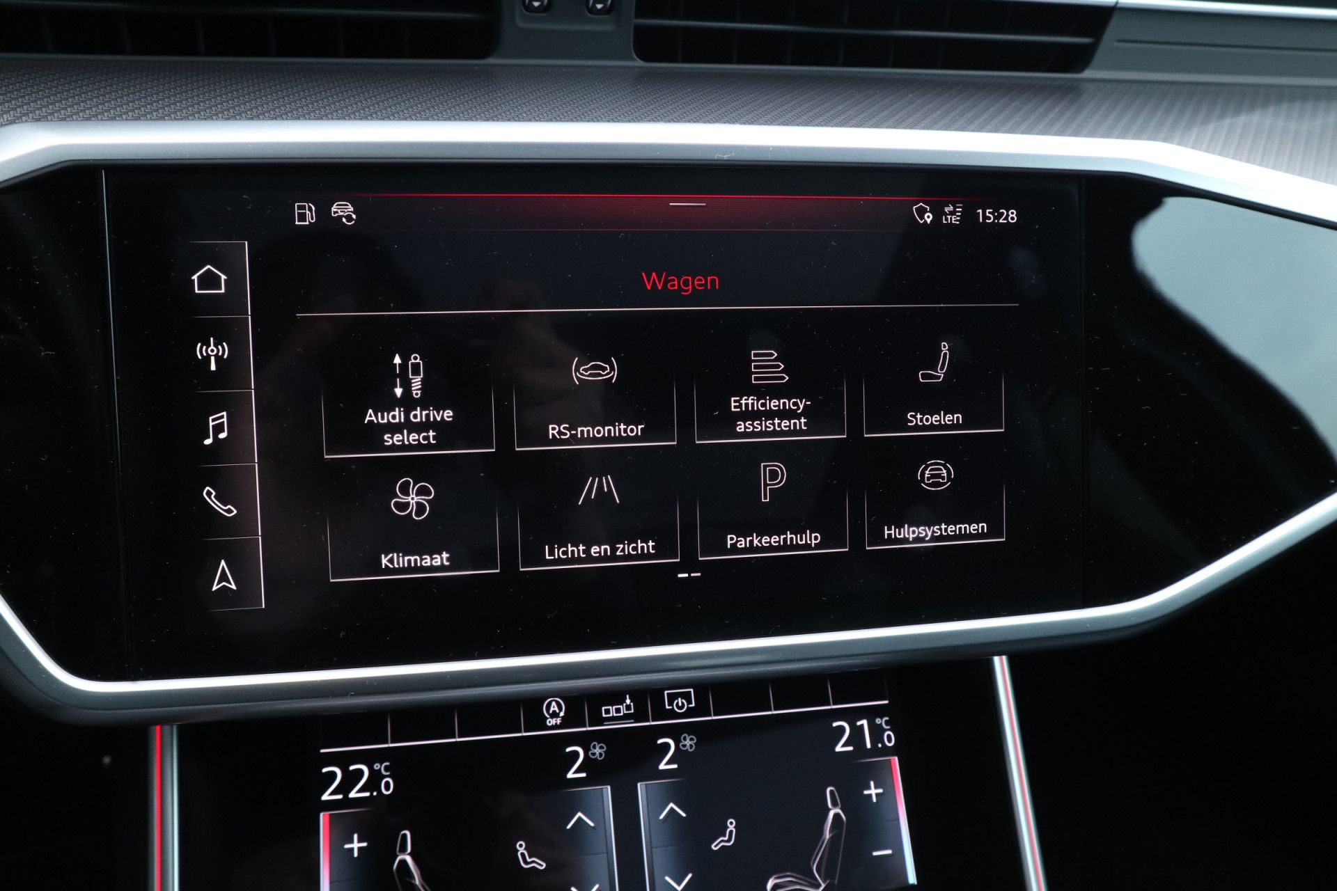 Afbeelding Audi RS6 Avant TFSI quattro | Milltek, Keramisch, Carbon in/ex, B&O, Panoramadak, Zitklima, Adaptive Cruise Control, Zonweringspakket, Wrap matblauw