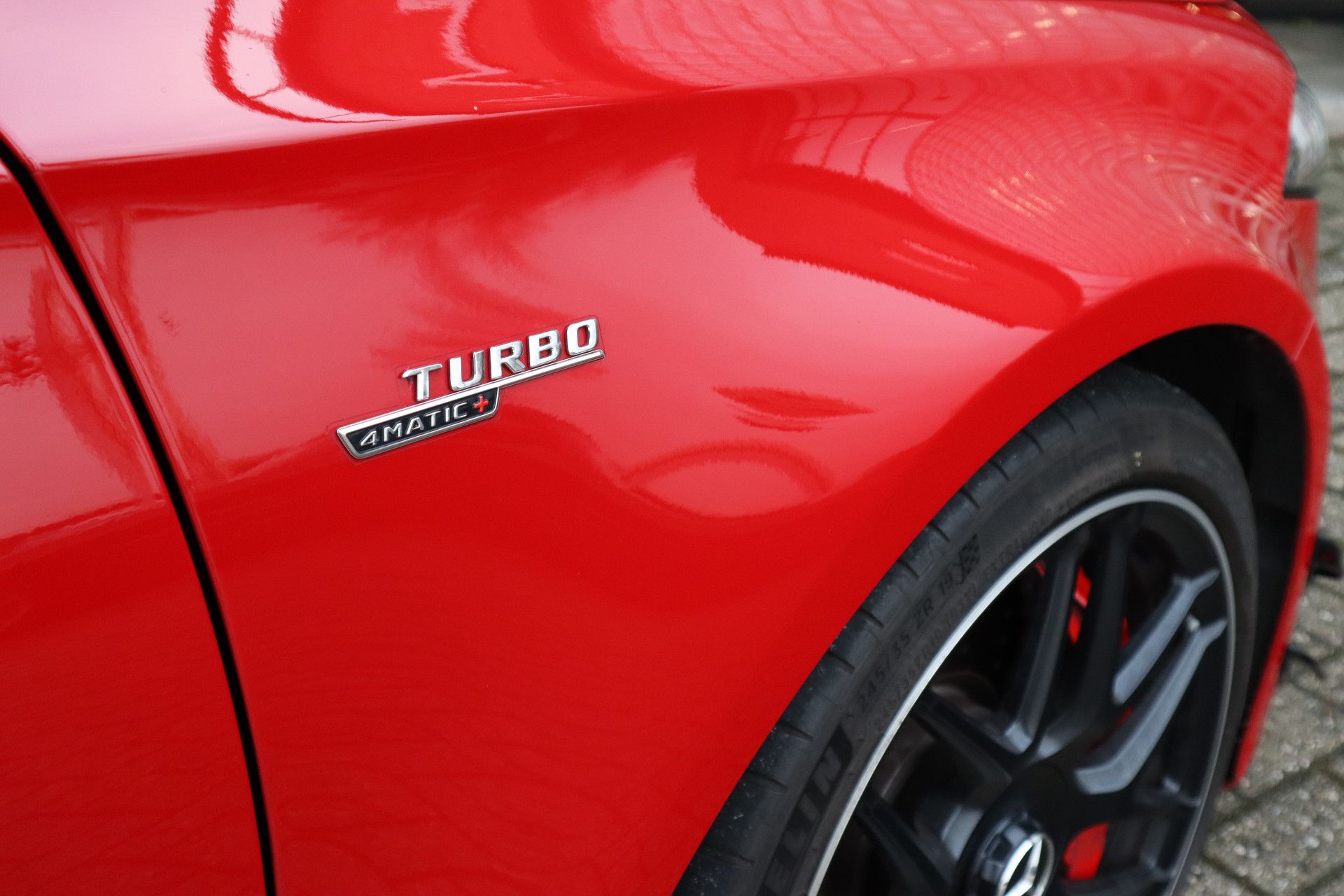 Afbeelding Mercedes-AMG A-Klasse 45 S  4MATIC+ | Akrapovic uitlaat, Perf. stoelen, Driver's Package, Aerodynamica-pakket, Pano, Rij-assistentie pakket, Memory, Stoelverwarming, Head-up display