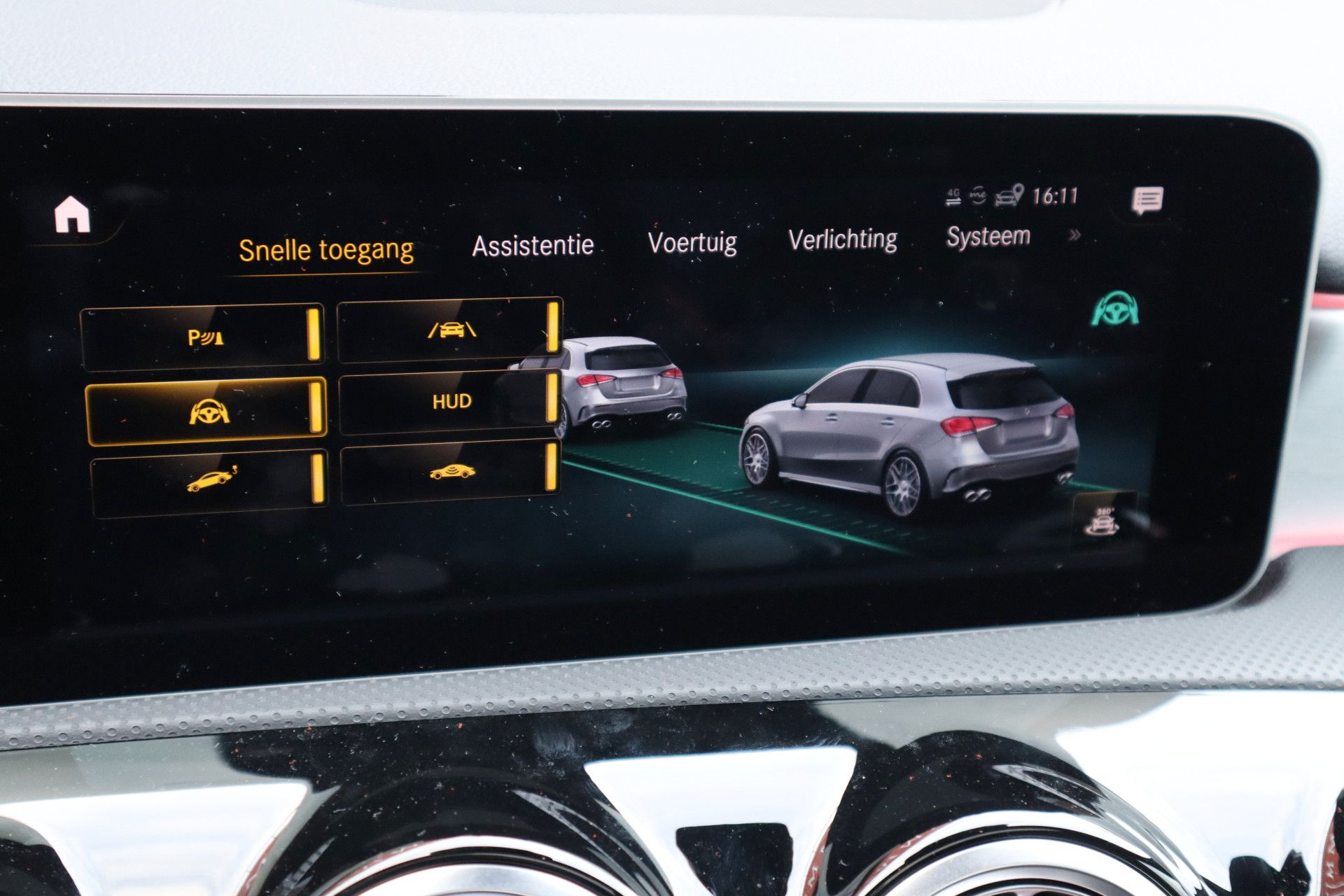 Afbeelding Mercedes-AMG A-Klasse 45 S  4MATIC+ | Akrapovic uitlaat, Perf. stoelen, Driver's Package, Aerodynamica-pakket, Pano, Rij-assistentie pakket, Memory, Stoelverwarming, Head-up display