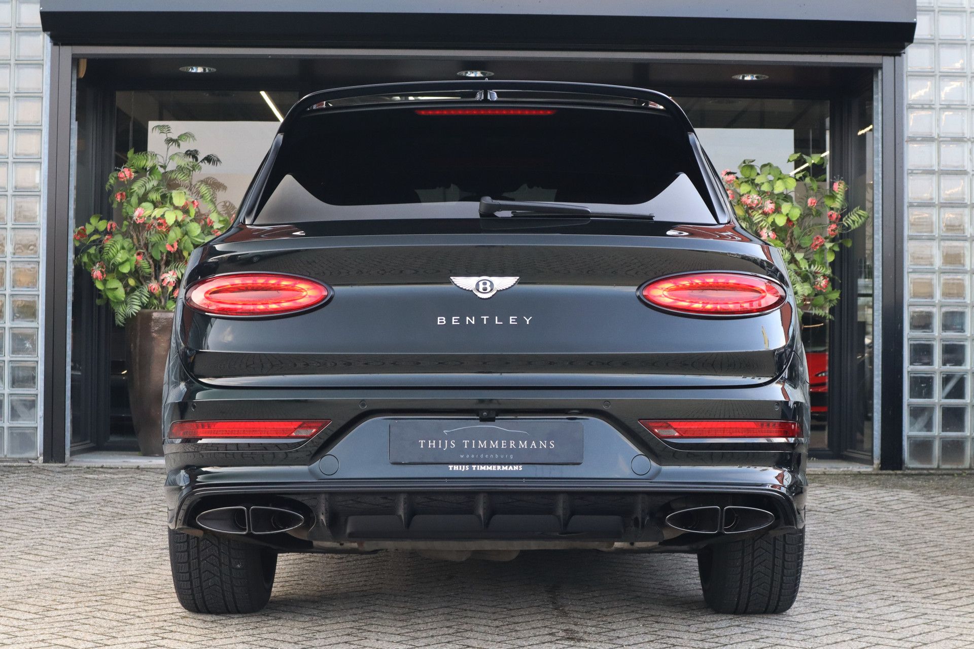 Afbeelding Bentley Bentayga S 4.0 V8 | Mulliner, Naim Audio, Carbon interieur, Massage, Nachtzicht, Panoramadak, Zitklima, Stuurverwarming, Trekhaak, Zonweringspakket