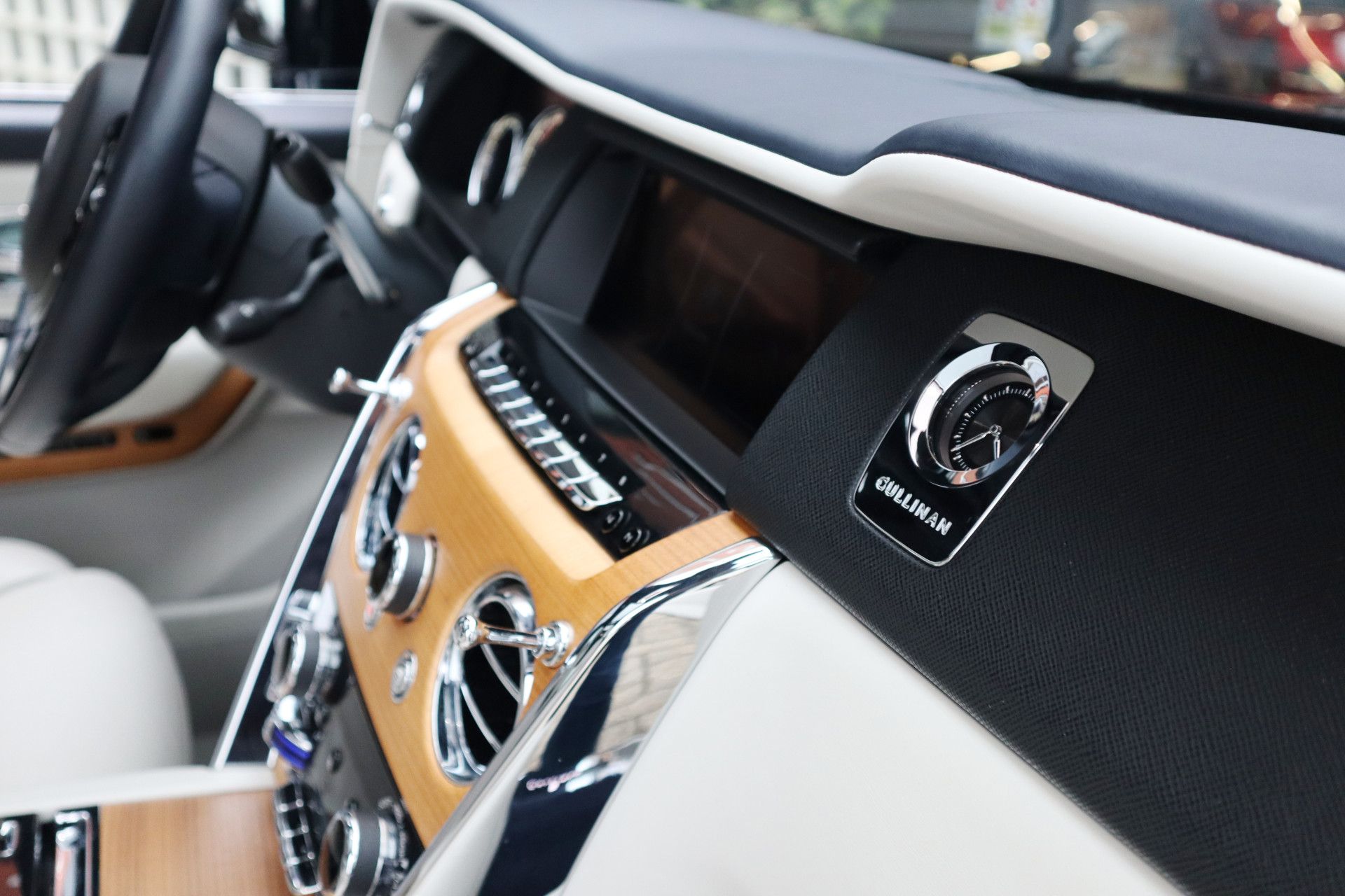 Afbeelding Rolls-Royce Cullinan 6.75 V12 | Bespoke Audio, Massage, Entertainment, Nachtzicht, Panoramadak, Trekhaak, Stoelverwarming, Stuurverwarming, ACC