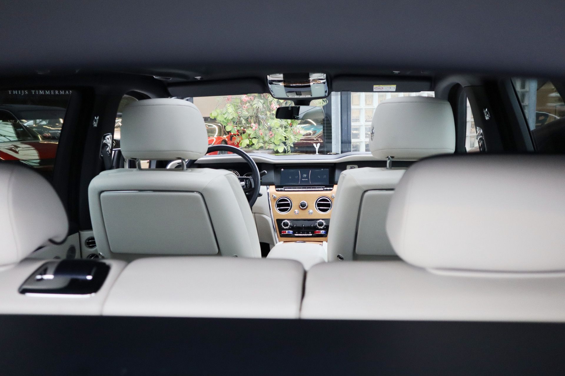 Afbeelding Rolls-Royce Cullinan 6.75 V12 | Bespoke Audio, Massage, Entertainment, Nachtzicht, Panoramadak, Trekhaak, Stoelverwarming, Stuurverwarming, ACC