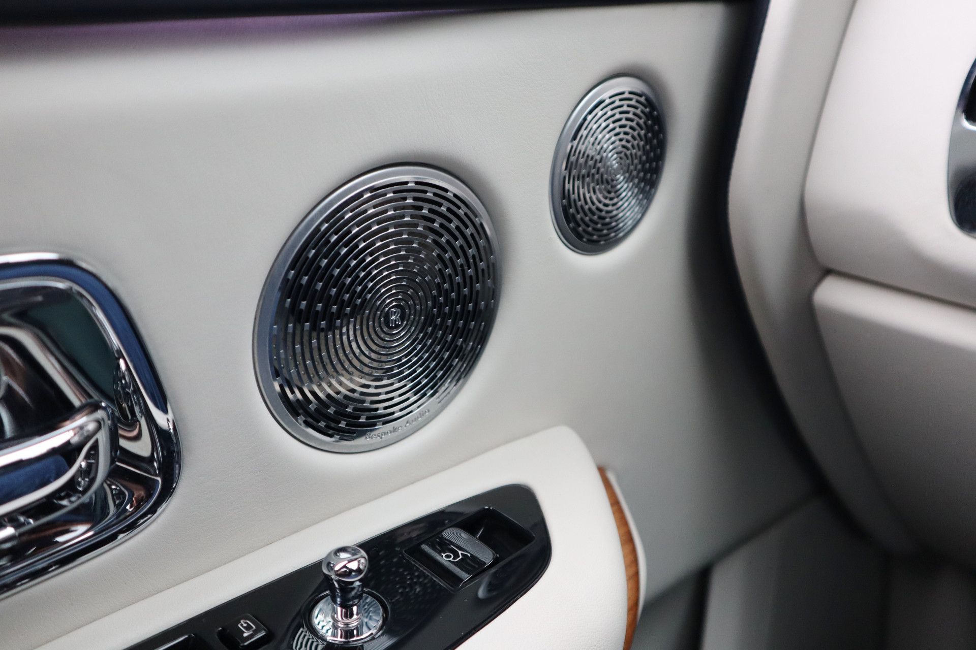 Afbeelding Rolls-Royce Cullinan 6.75 V12 | Bespoke Audio, Massage, Entertainment, Nachtzicht, Panoramadak, Trekhaak, Stoelverwarming, Stuurverwarming, ACC