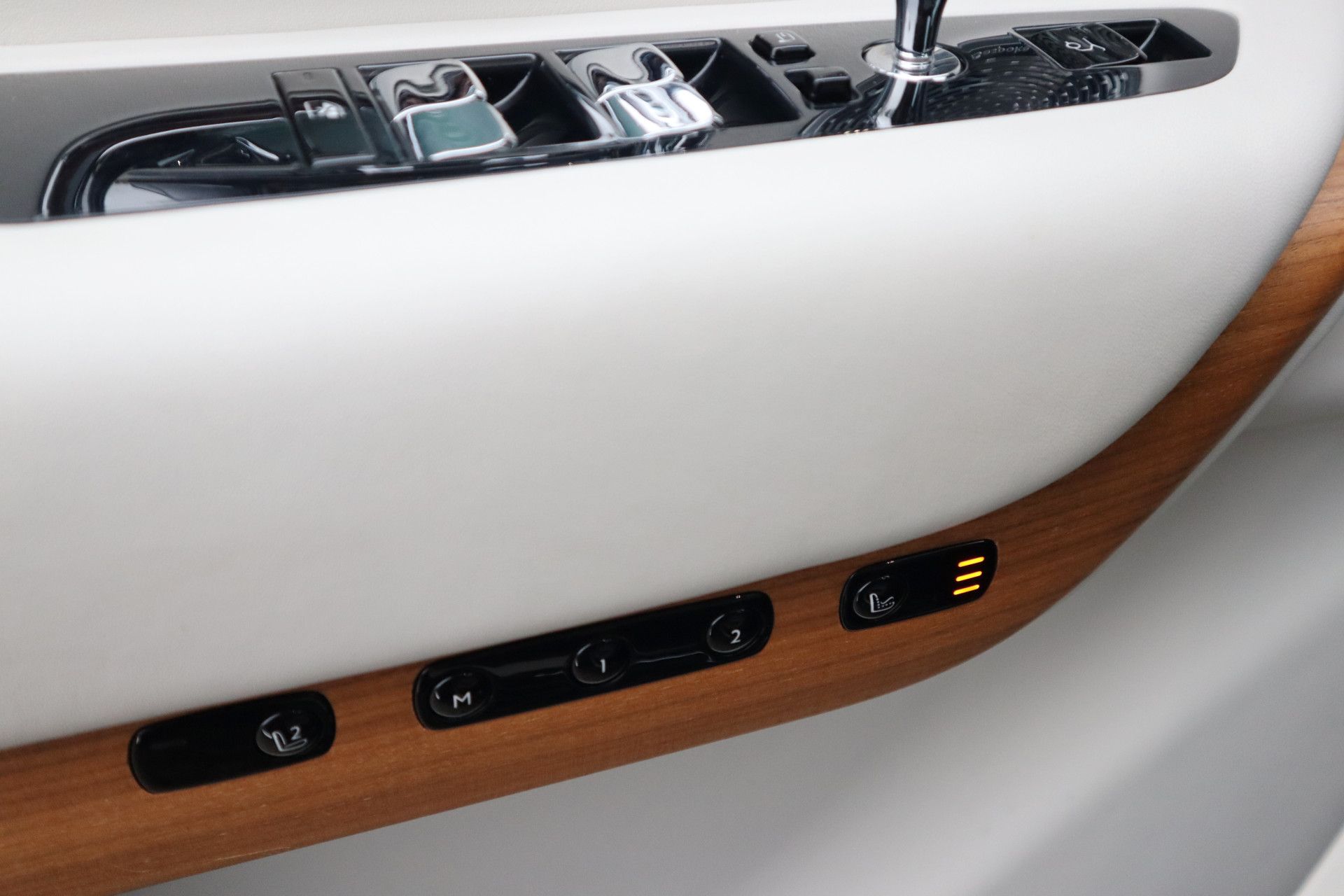 Afbeelding Rolls-Royce Cullinan 6.75 V12 | Bespoke Audio, Massage, Entertainment, Nachtzicht, Panoramadak, Trekhaak, Stoelverwarming, Stuurverwarming, ACC