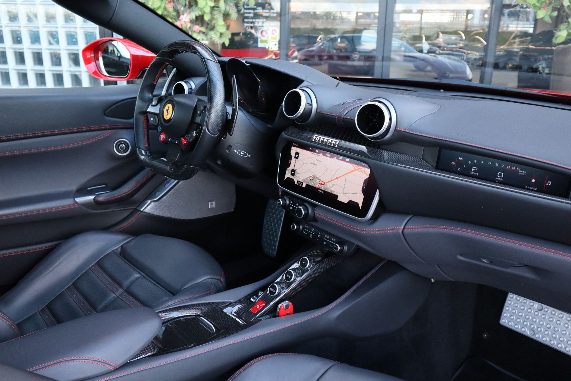 Afbeelding Ferrari Portofino 3.9 V8 HELE | Carbon in/ex, Passenger display, JBL, Elektrisch verst. Daytona stoelen, Stoelverwarming, Camera, Apple Carplay