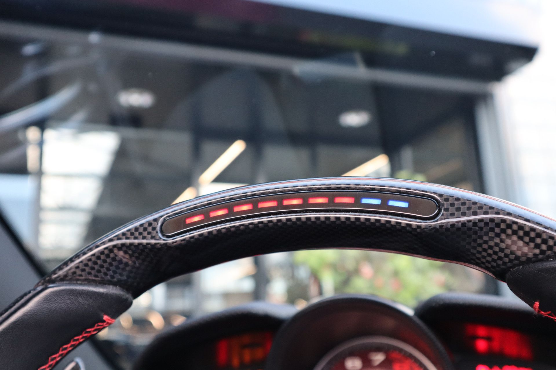 Afbeelding Ferrari Portofino 3.9 V8 HELE | Carbon in/ex, Passenger display, JBL, Elektrisch verst. Daytona stoelen, Stoelverwarming, Camera, Apple Carplay
