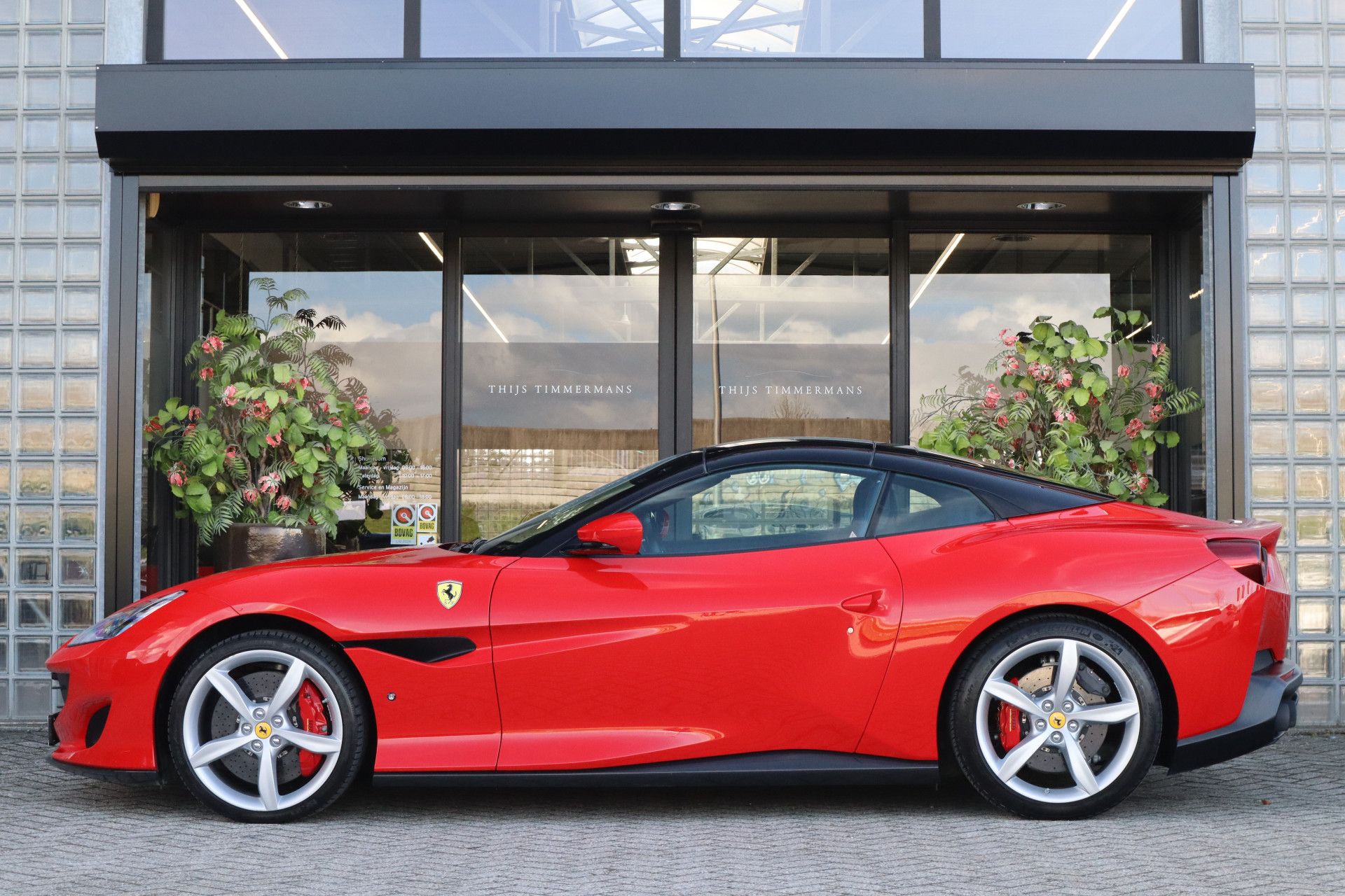 Afbeelding Ferrari Portofino 3.9 V8 HELE | Carbon in/ex, Passenger display, JBL, Elektrisch verst. Daytona stoelen, Stoelverwarming, Camera, Apple Carplay