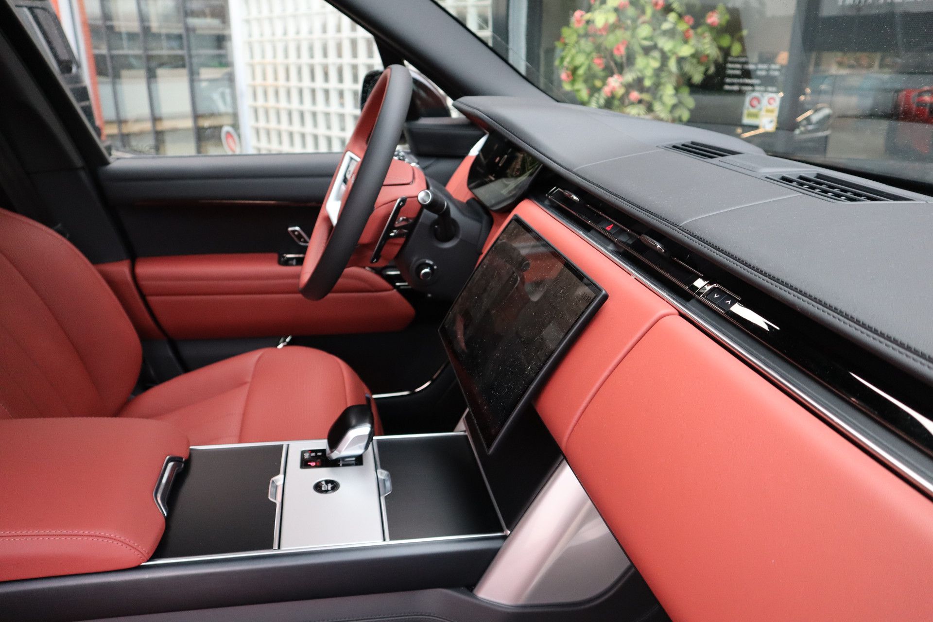 Afbeelding Land Rover Range Rover P615 SV | Meridian Signature Audio, Achterasbesturing, Massage, Trekhaak, Panoramadak, Stuurverwarming