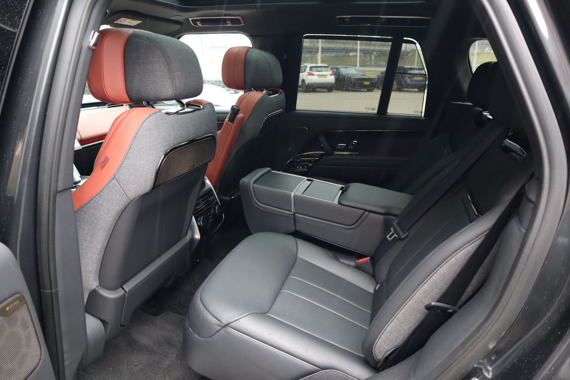 Afbeelding Land Rover Range Rover P615 SV | Meridian Signature Audio, Achterasbesturing, Massage, Trekhaak, Panoramadak, Stuurverwarming