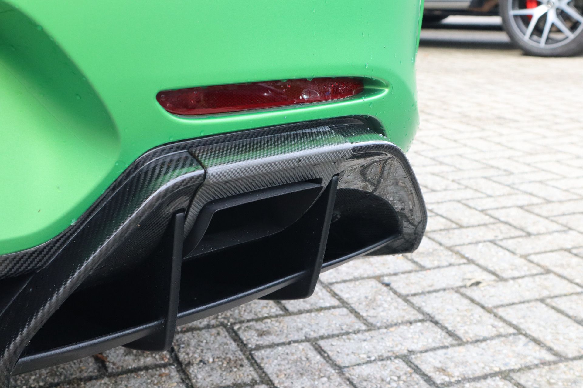 Afbeelding Mercedes-Benz AMG GT R | Keramisch, Carbon in/exterieur, Distronic Plus, Apple Carplay, Stoelverwarming, Green Hell Magno