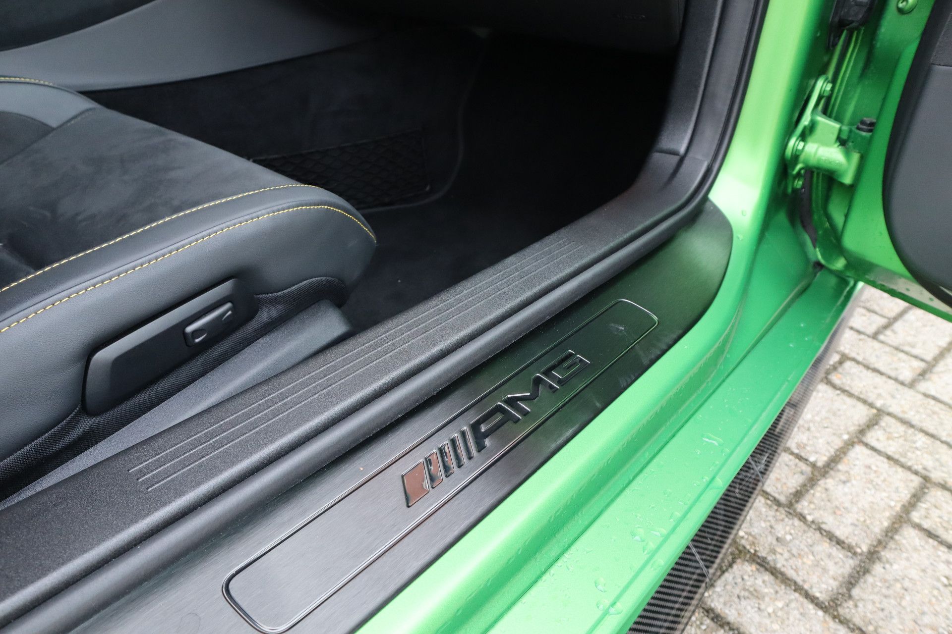 Afbeelding Mercedes-Benz AMG GT R | Keramisch, Carbon in/exterieur, Distronic Plus, Apple Carplay, Stoelverwarming, Green Hell Magno