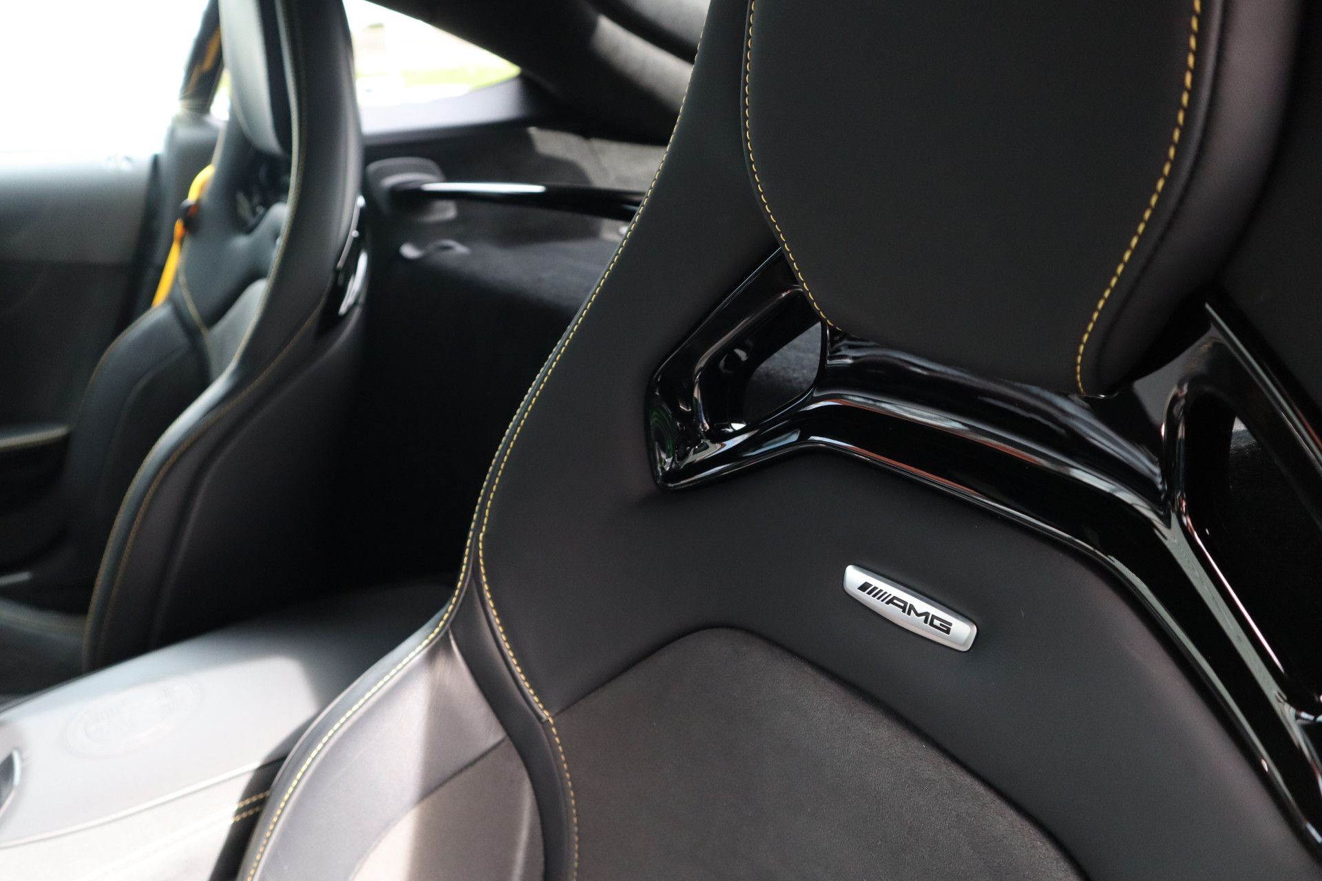 Afbeelding Mercedes-Benz AMG GT R | Keramisch, Carbon in/exterieur, Distronic Plus, Apple Carplay, Stoelverwarming, Green Hell Magno