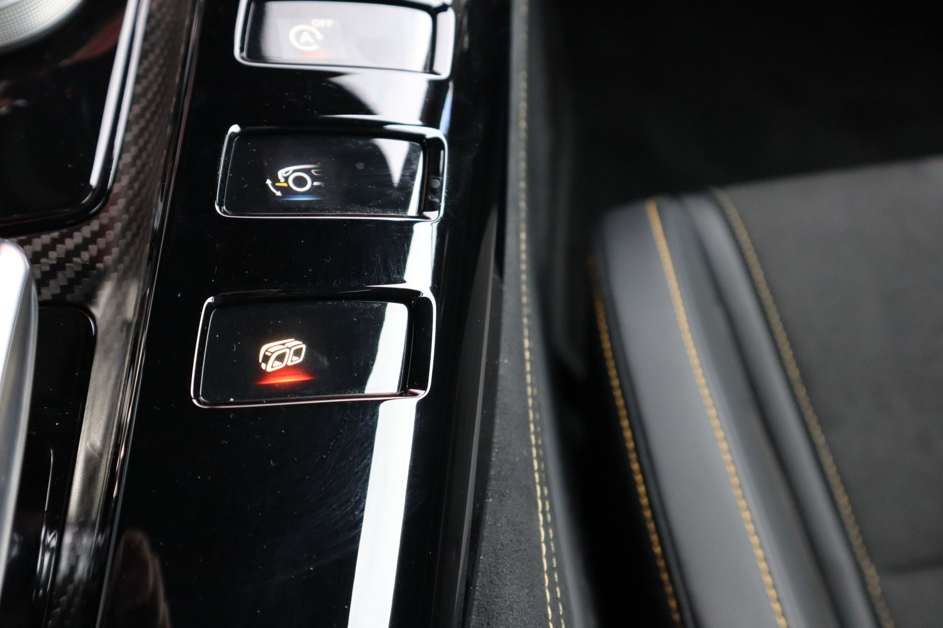 Afbeelding Mercedes-Benz AMG GT R | Keramisch, Carbon in/exterieur, Distronic Plus, Apple Carplay, Stoelverwarming, Green Hell Magno