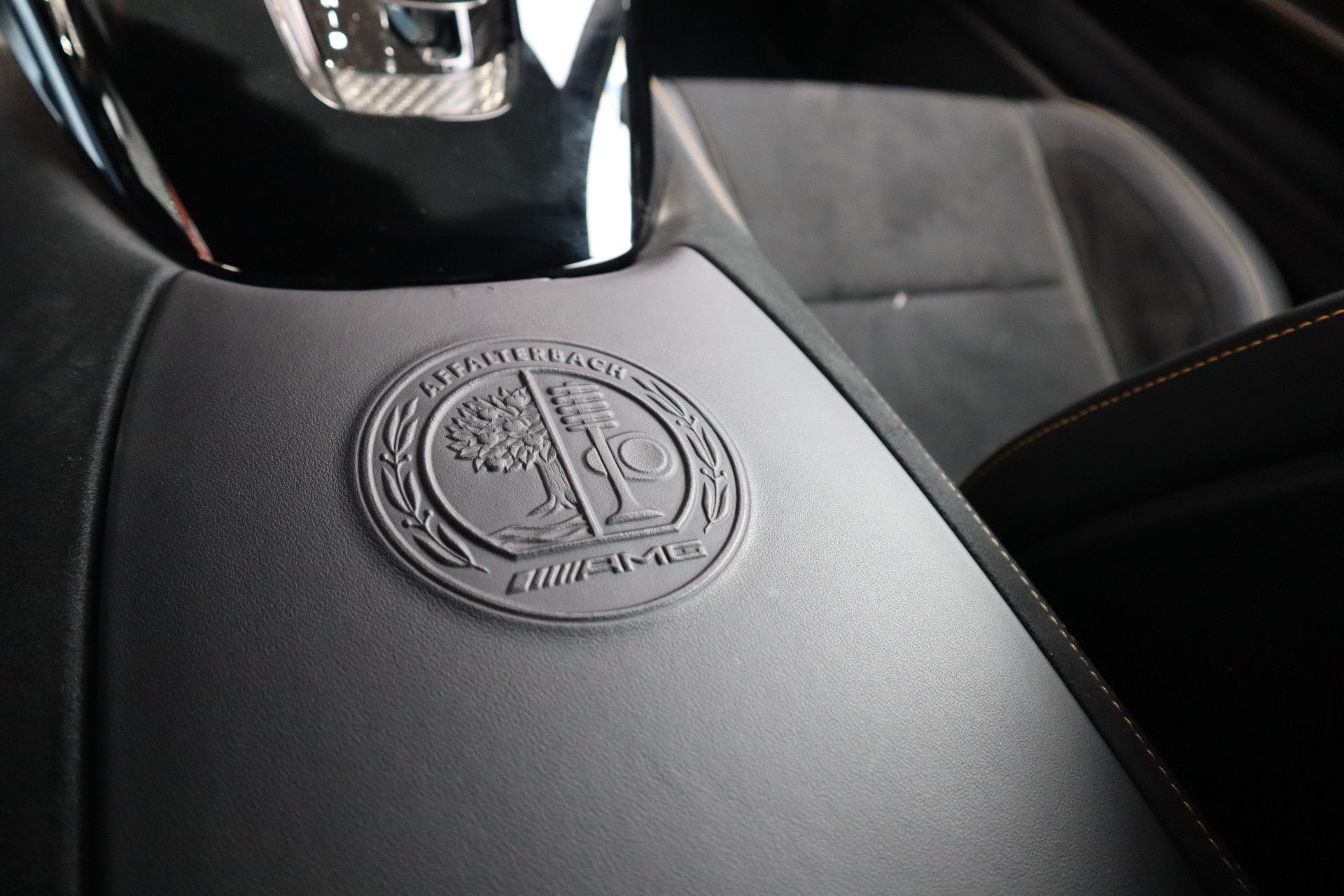 Afbeelding Mercedes-Benz AMG GT R | Keramisch, Carbon in/exterieur, Distronic Plus, Apple Carplay, Stoelverwarming, Green Hell Magno