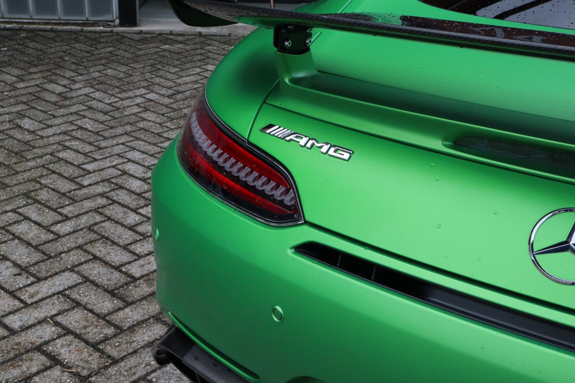 Afbeelding Mercedes-Benz AMG GT R | Keramisch, Carbon in/exterieur, Distronic Plus, Apple Carplay, Stoelverwarming, Green Hell Magno