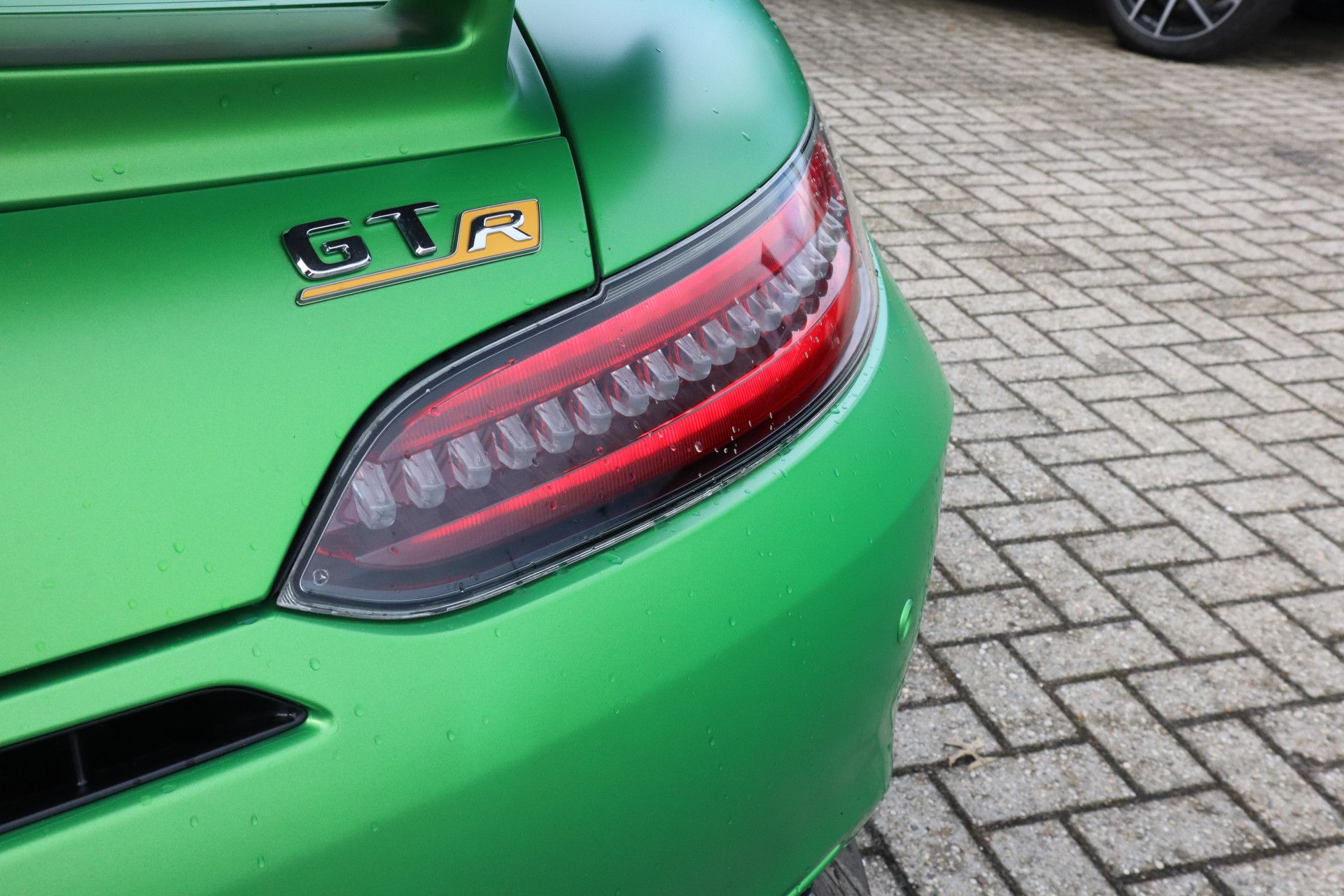 Afbeelding Mercedes-Benz AMG GT R | Keramisch, Carbon in/exterieur, Distronic Plus, Apple Carplay, Stoelverwarming, Green Hell Magno