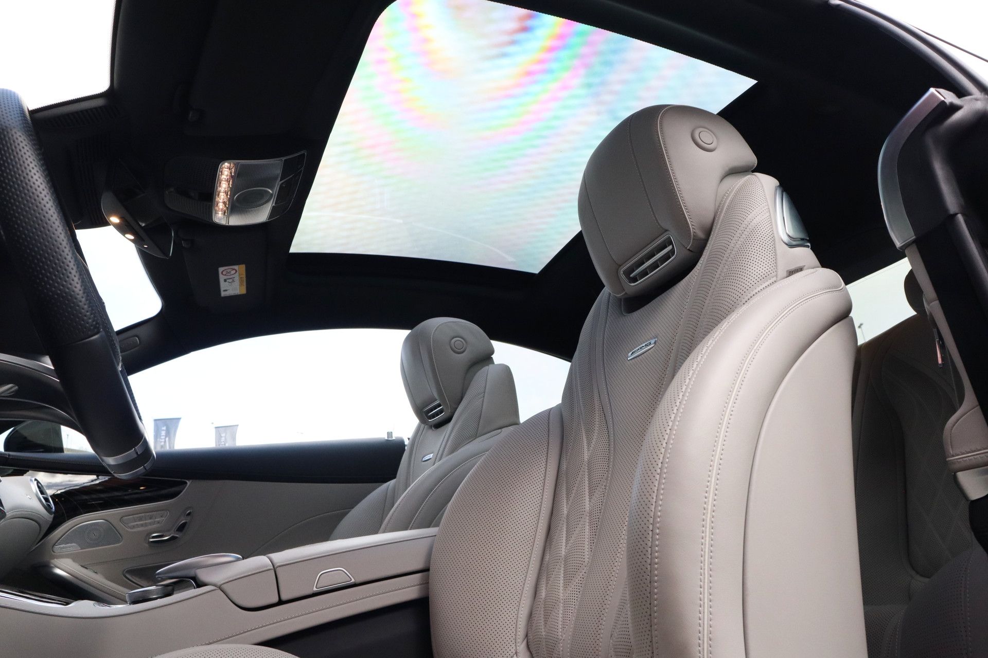 Afbeelding Mercedes-AMG S-Klasse Coupé  65 | Burmester High End, Magic Skydak, Swarovski-koplampen, Massage, Airscarf, Zitklima, Stuurverwarming, Nachtzicht, Rij-ass. Plus pakket, Driver's Package