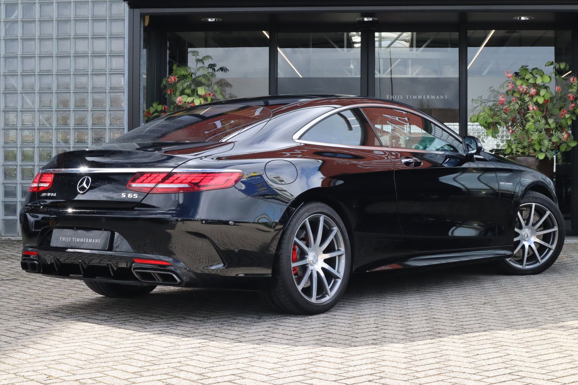 Afbeelding Mercedes-AMG S-Klasse Coupé  65 | Burmester High End, Magic Skydak, Swarovski-koplampen, Massage, Airscarf, Zitklima, Stuurverwarming, Nachtzicht, Rij-ass. Plus pakket, Driver's Package