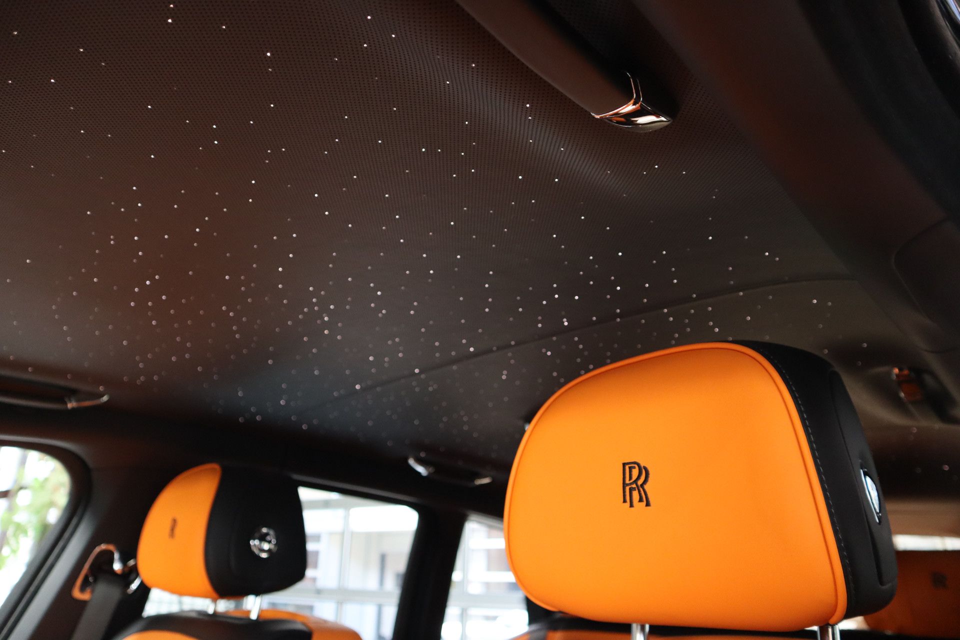 Afbeelding Rolls-Royce Cullinan BLACK BADGE 6.75 V12 | Series II, Starlight, Bespoke Audio, Massage, Entertainment