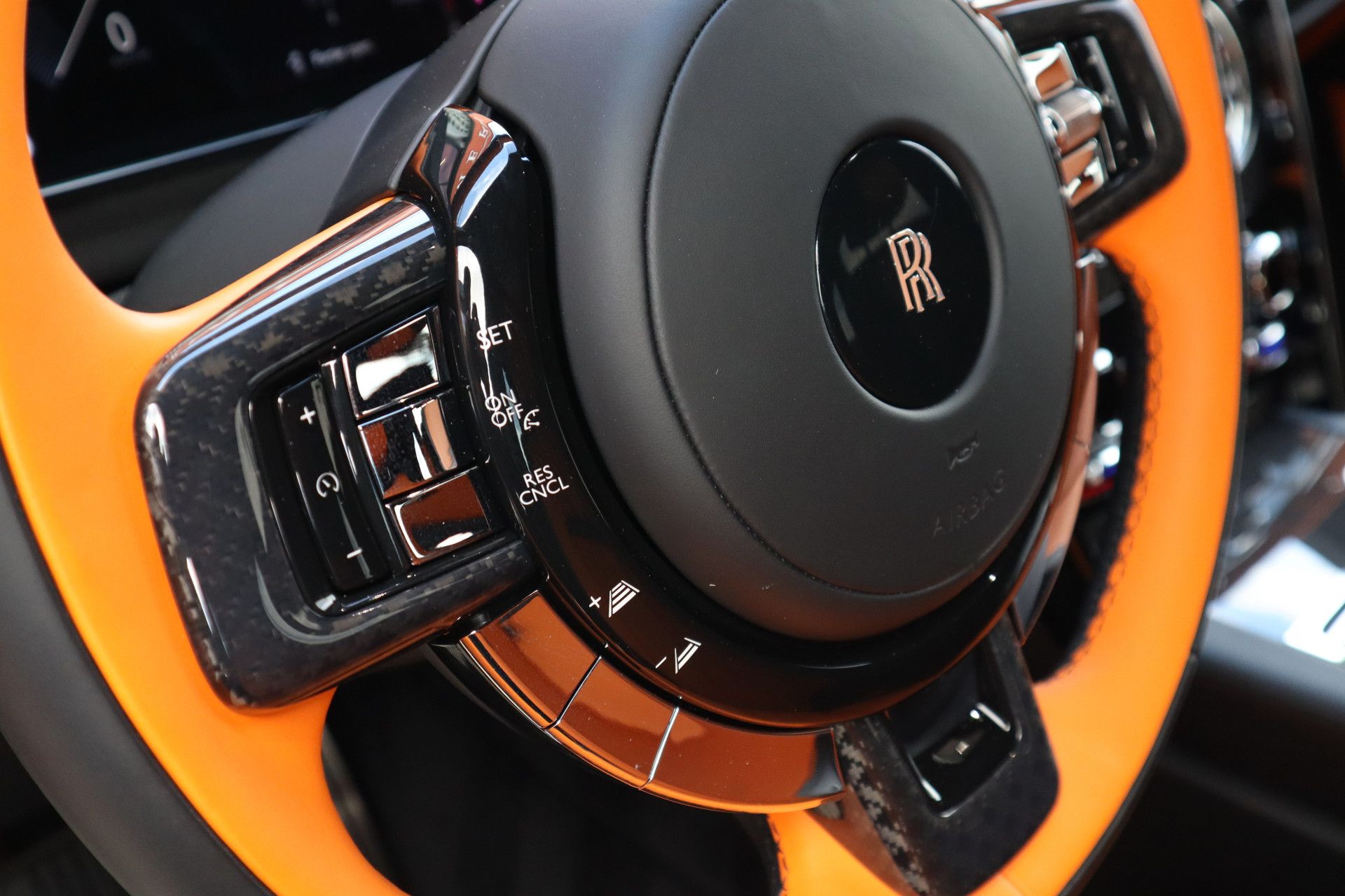 Afbeelding Rolls-Royce Cullinan BLACK BADGE 6.75 V12 | Series II, Starlight, Bespoke Audio, Massage, Entertainment