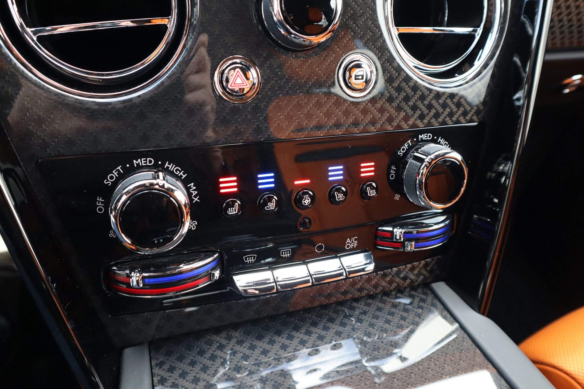 Afbeelding Rolls-Royce Cullinan BLACK BADGE 6.75 V12 | Series II, Starlight, Bespoke Audio, Massage, Entertainment