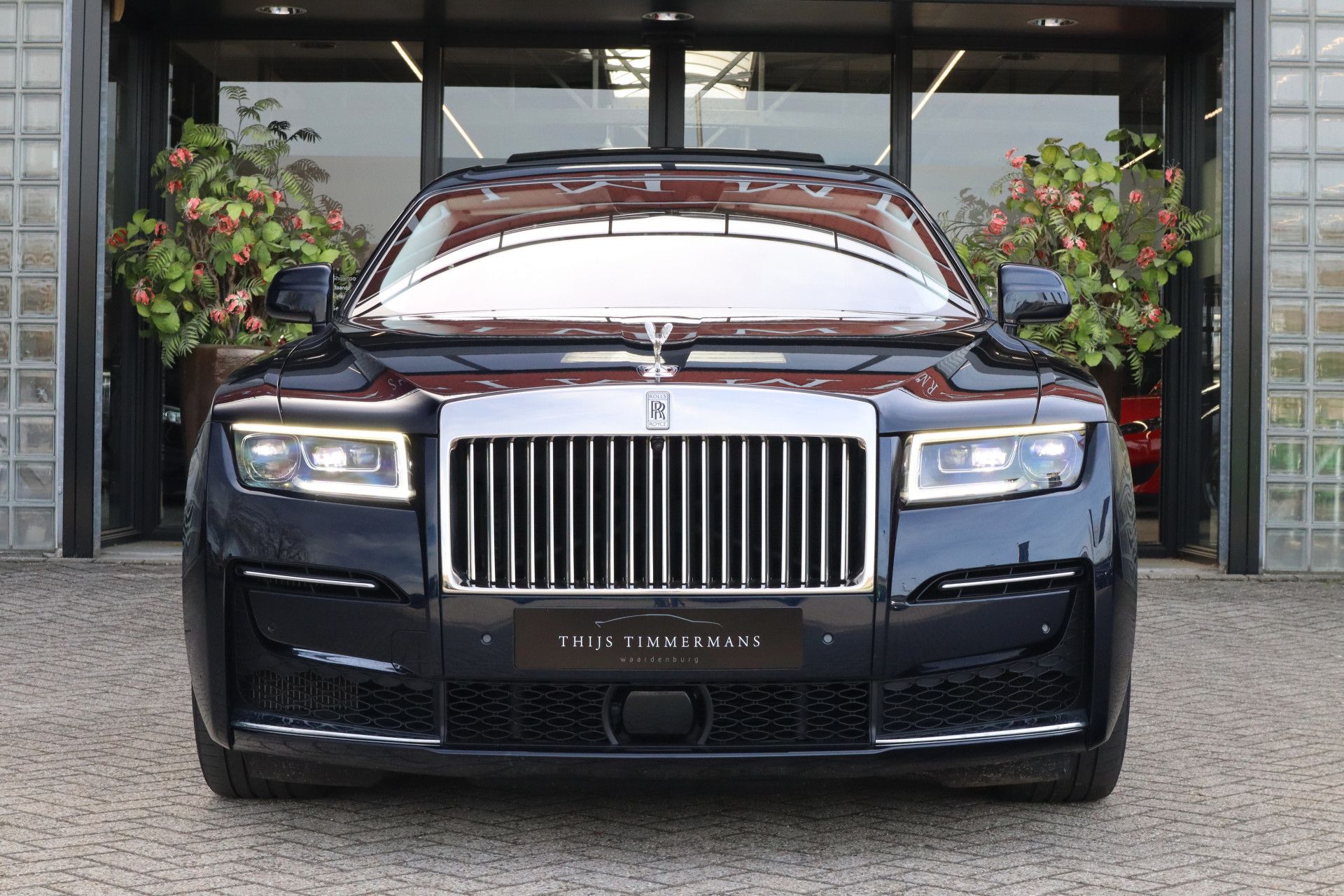 Afbeelding Rolls-Royce Ghost 6.75 V12 | Massagestoelen, Panoramadak, Stoelverwarming, Stuurverwarming, Adaptive CC, Koelkast