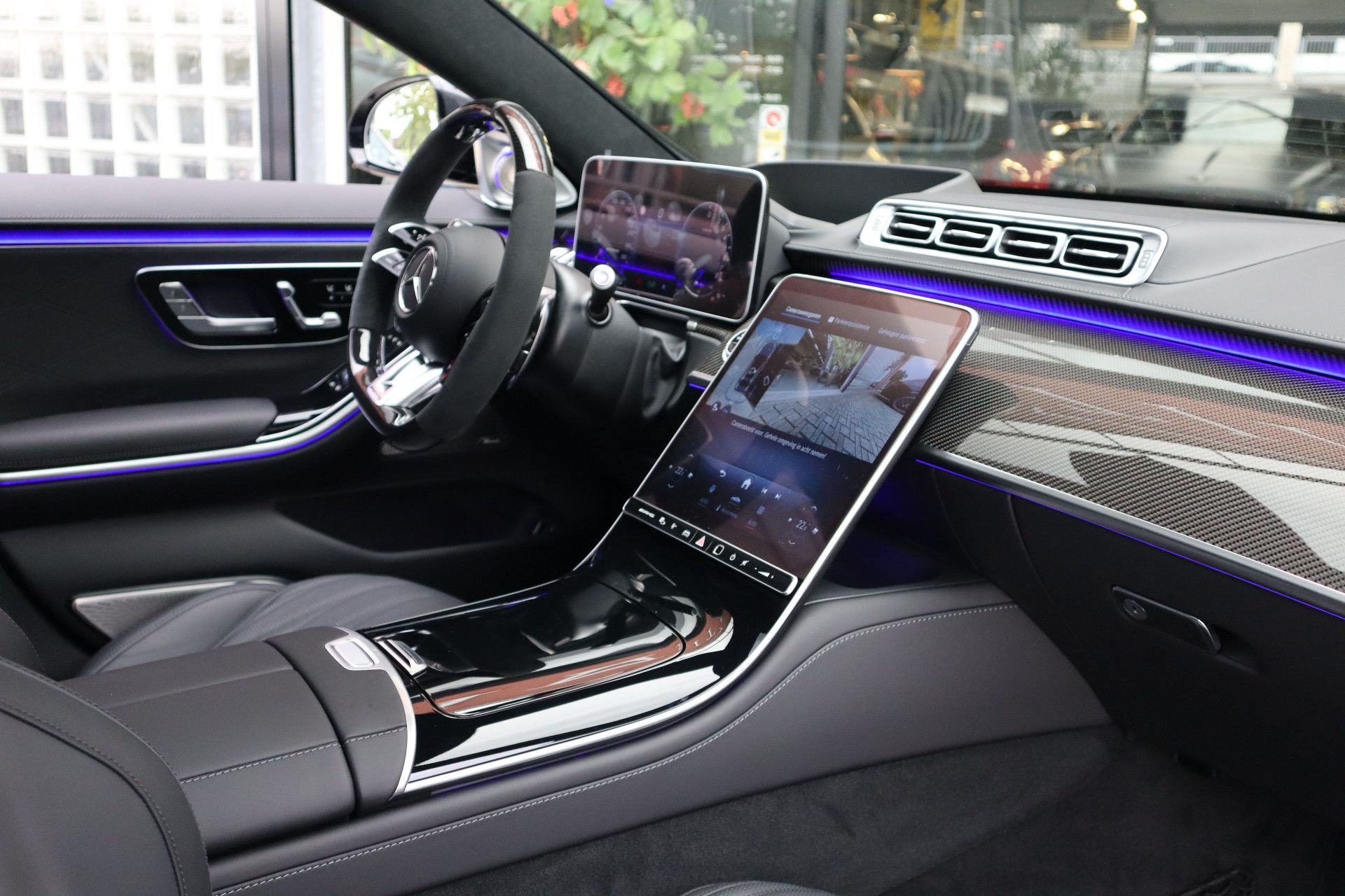 Afbeelding Mercedes-AMG S-Klasse  63 S E Performance | Keramisch, Burmester High End 4D, Carbon in/ex, Entertainment, Massage, Rij-ass. Plus pakket, Leder Exclusief, Driver's Package, Zitklima