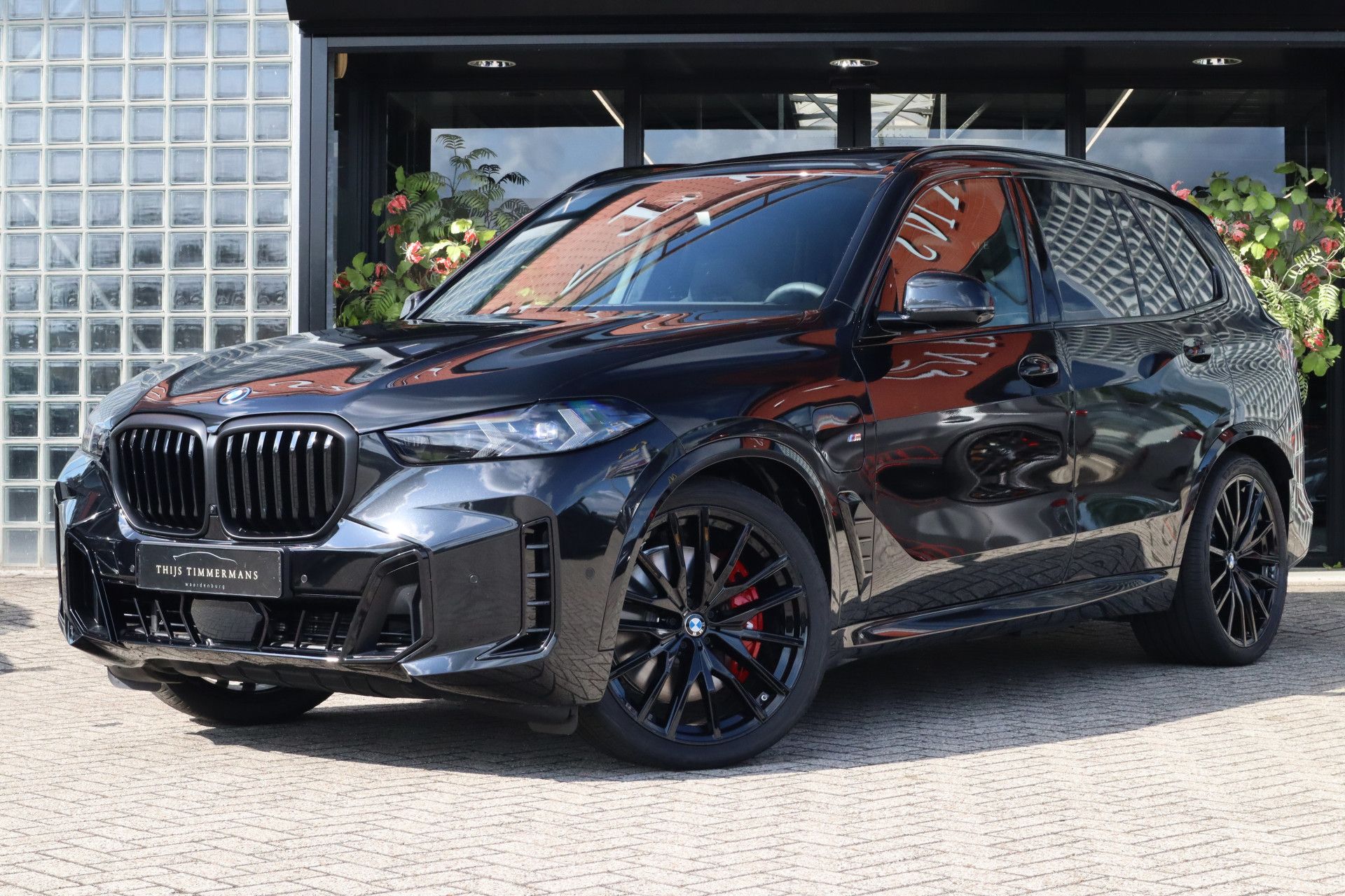 Afbeelding BMW X5 xDrive50e | M Sportpakket Pro, Carbon interieur, Sportstoelen, Massage, Driving Ass. Prof., Harman/Kardon, Trekhaak, Pano, Zitklima, Stuurverwarming