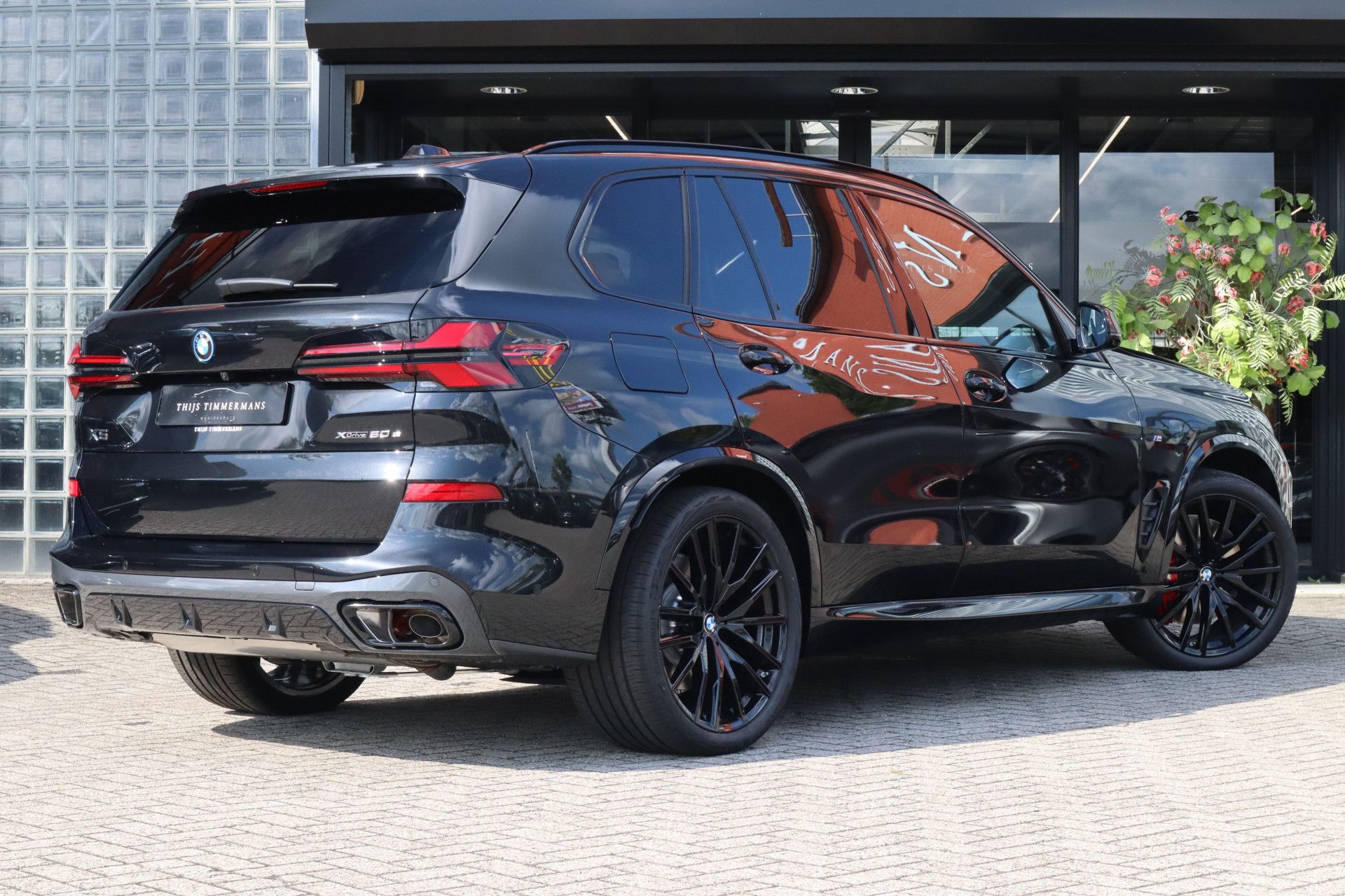 Afbeelding BMW X5 xDrive50e | M Sportpakket Pro, Carbon interieur, Sportstoelen, Massage, Driving Ass. Prof., Harman/Kardon, Trekhaak, Pano, Zitklima, Stuurverwarming