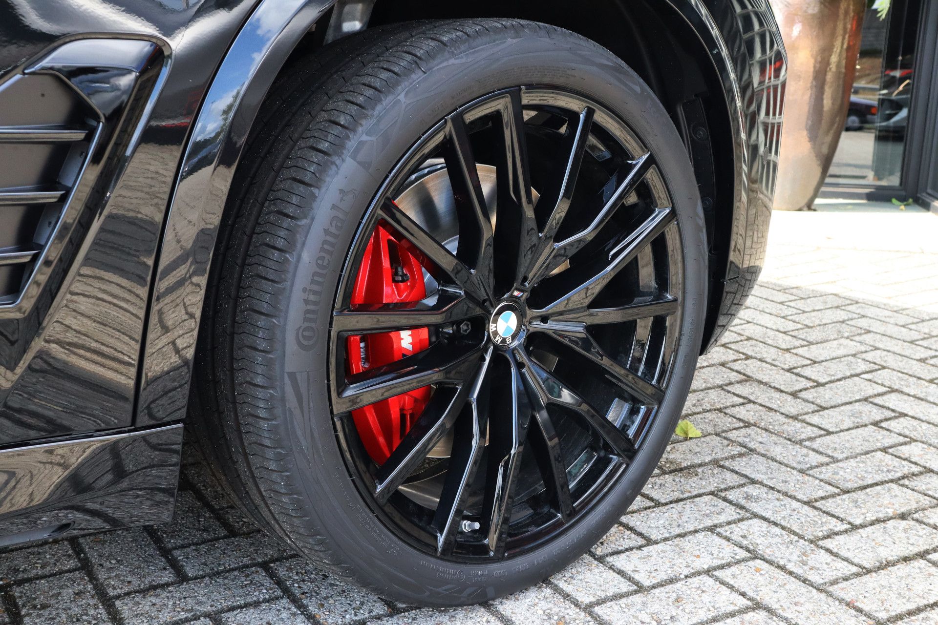 Afbeelding BMW X5 xDrive50e | M Sportpakket Pro, Carbon interieur, Sportstoelen, Massage, Driving Ass. Prof., Harman/Kardon, Trekhaak, Pano, Zitklima, Stuurverwarming