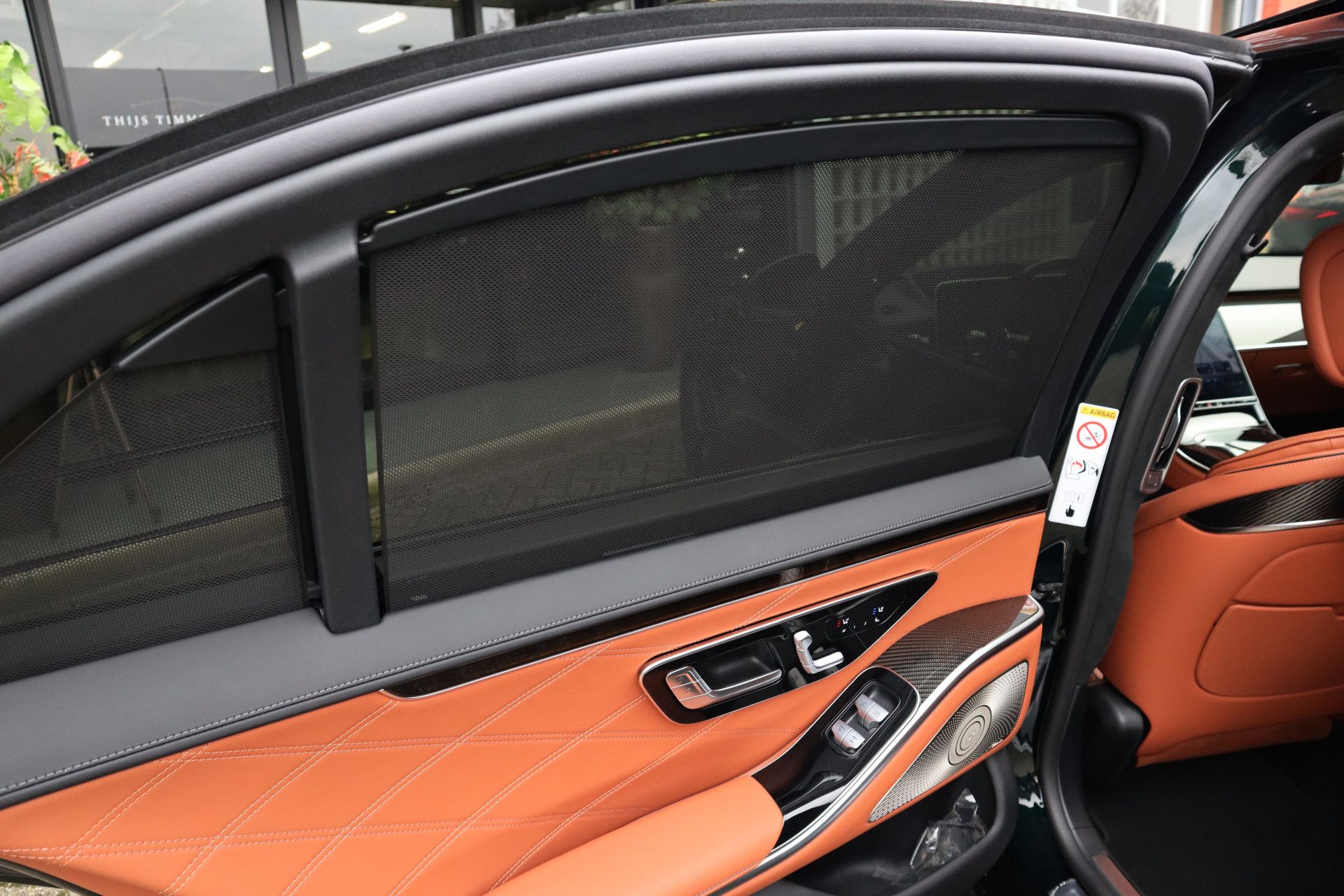 Afbeelding Mercedes-AMG S-Klasse  63 S E Performance | Keramisch, Burmester High End 4D, Carbon in/ex, Entertainment, Massage, Rij-ass. Plus pakket, Leder Exclusief, Driver's Package, Zitklima