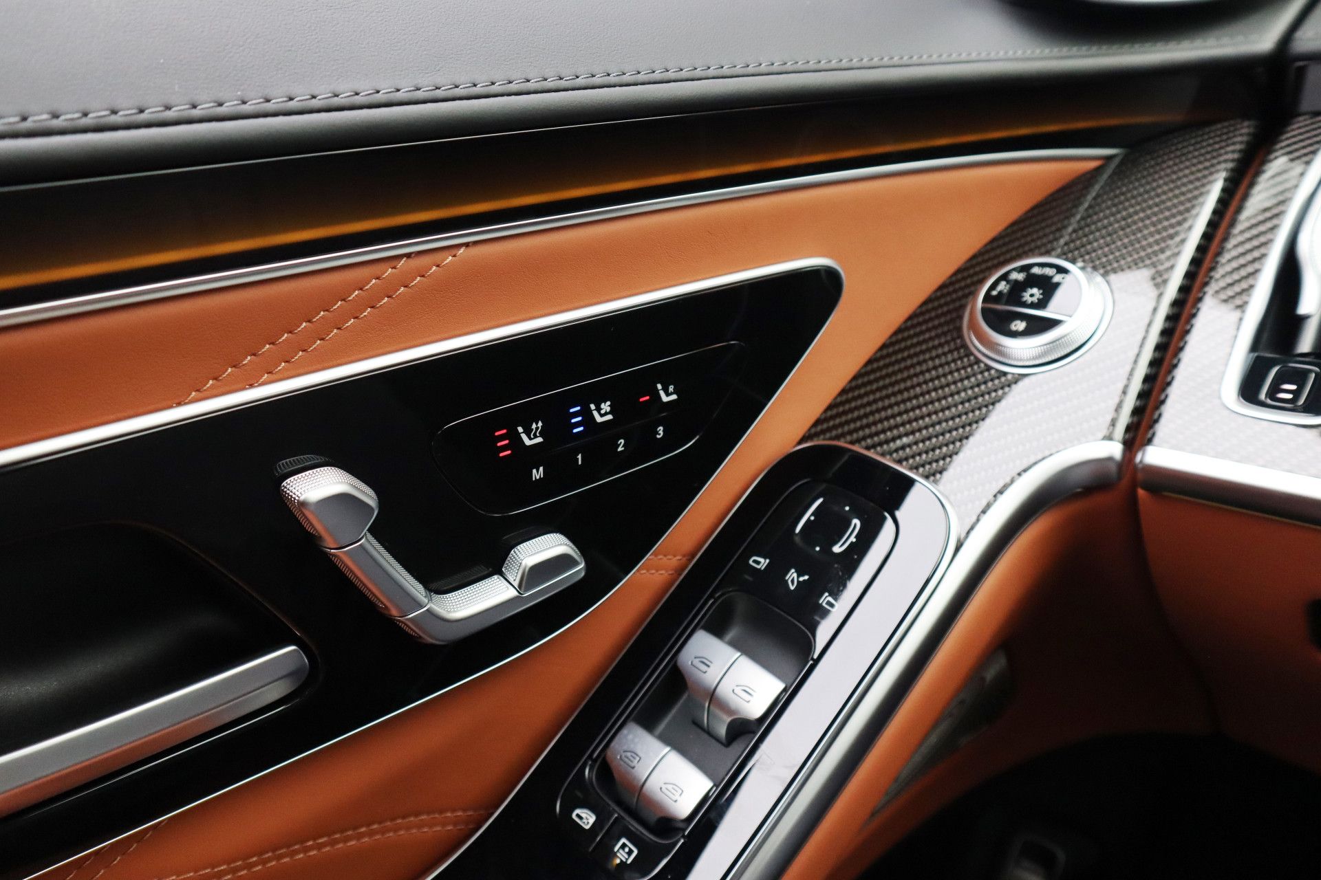 Afbeelding Mercedes-AMG S-Klasse  63 S E Performance | Keramisch, Burmester High End 4D, Carbon in/ex, Entertainment, Massage, Rij-ass. Plus pakket, Leder Exclusief, Driver's Package, Zitklima