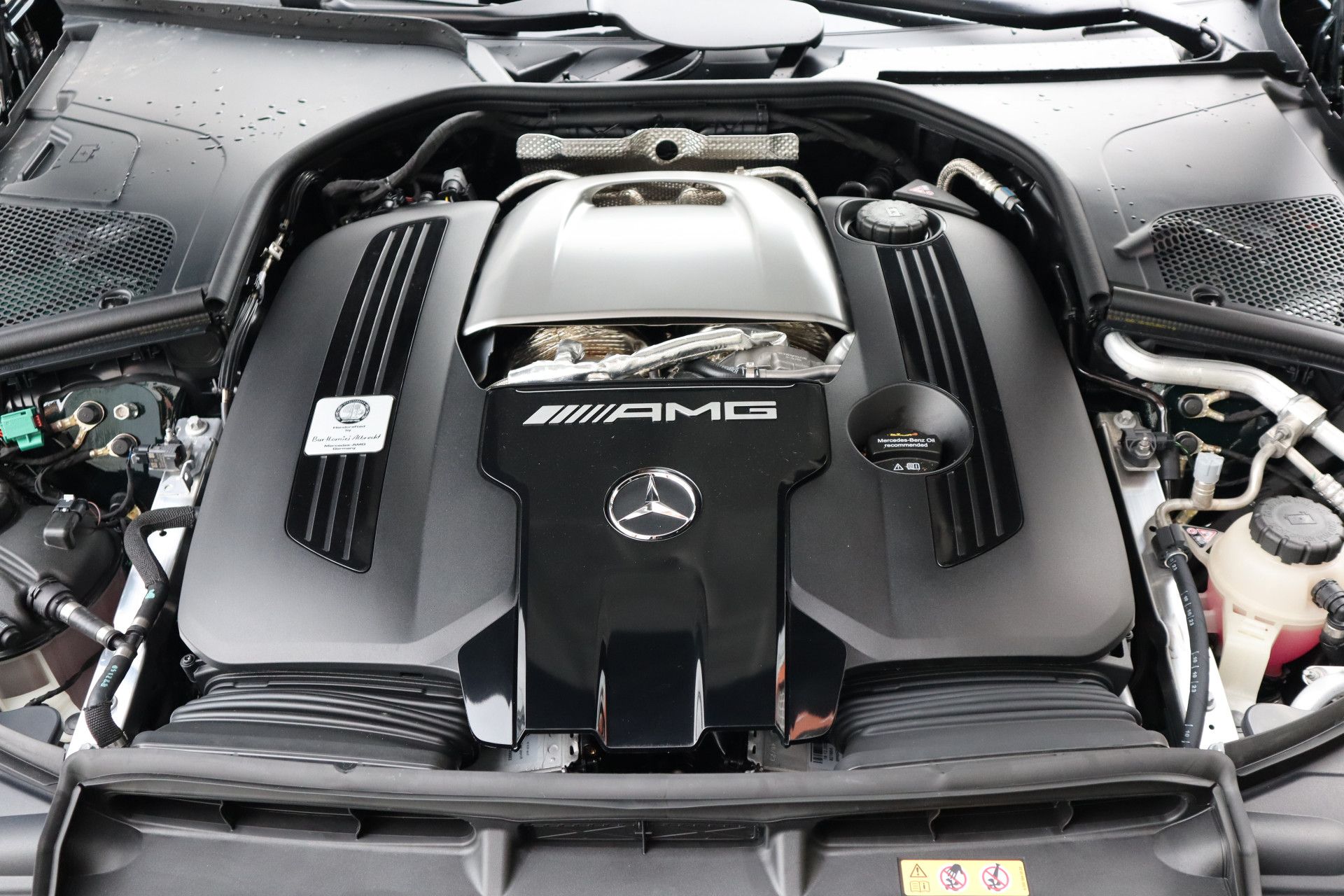Afbeelding Mercedes-AMG S-Klasse  63 S E Performance | Keramisch, Burmester High End 4D, Carbon in/ex, Entertainment, Massage, Rij-ass. Plus pakket, Leder Exclusief, Driver's Package, Zitklima